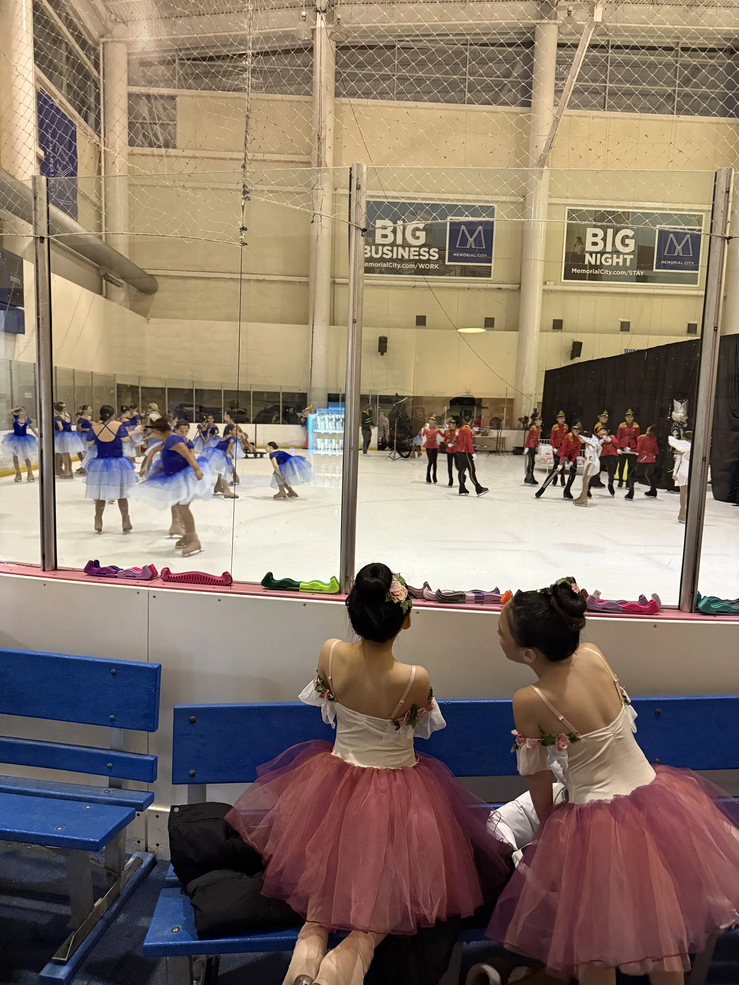 11_Nutcracker_backstage.JPG