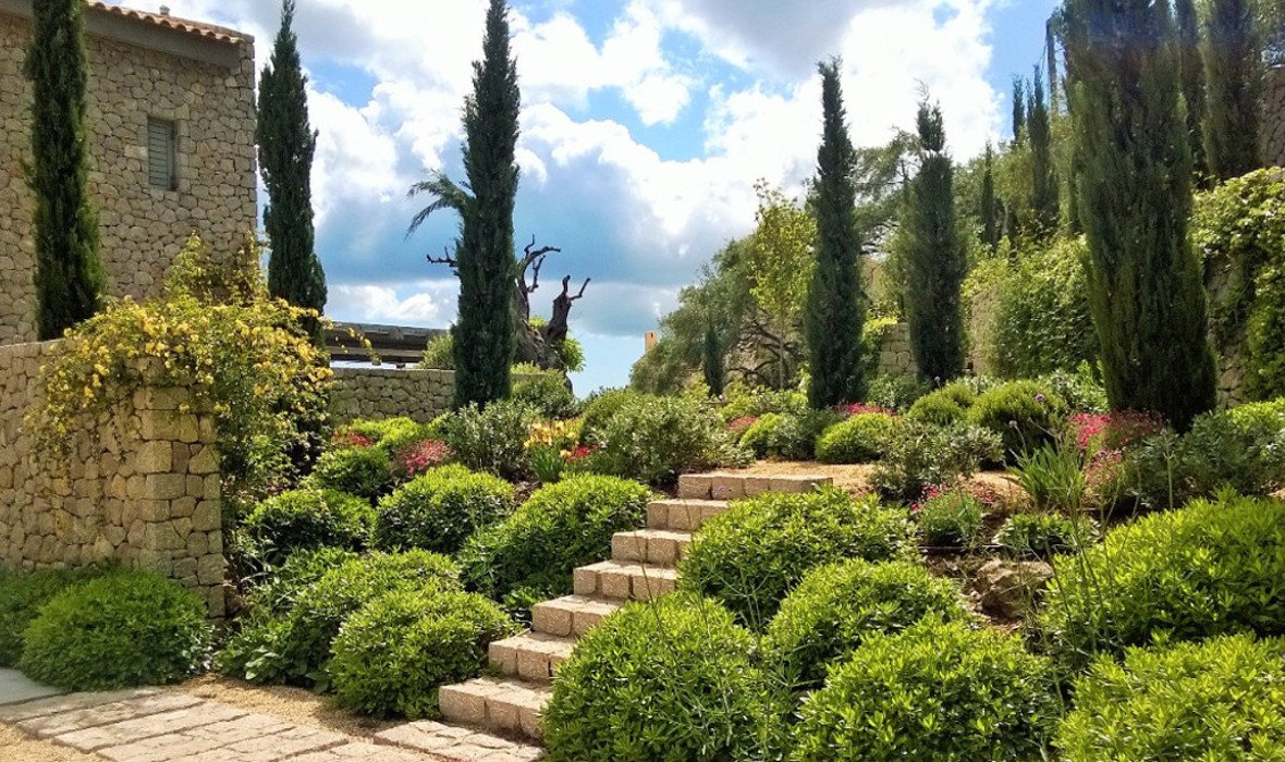2_PV Costeletos_SkoposDesign_Stone Path & Steps.jpg