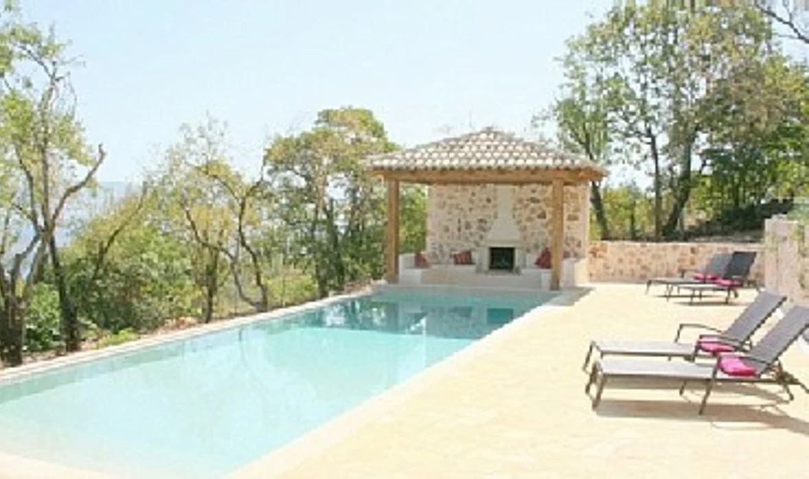 3_Annalena_Skoposdesign_Pool.jpg