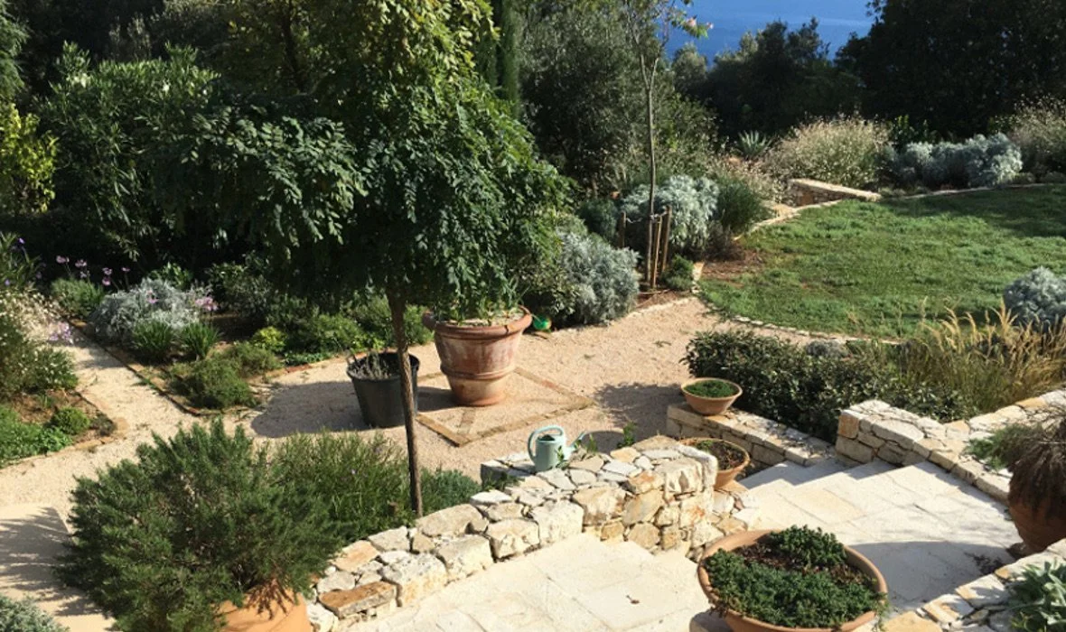 3_Agnos_Skoposdesign_Garden.JPG
