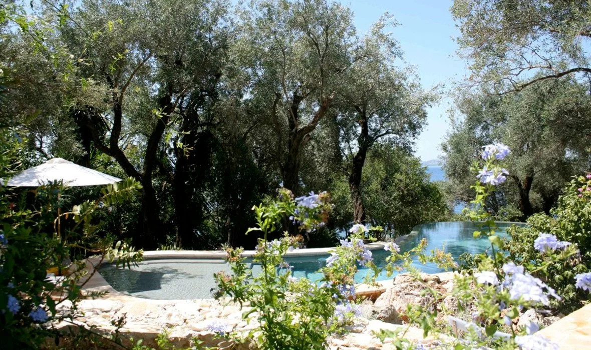 5_Villa Skinos_Skoposdesign_Pool 2.jpg