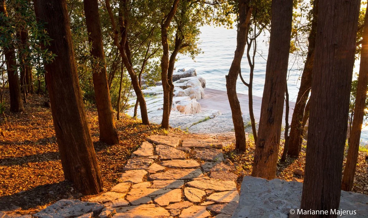 Skoposdesign_Anatoliko_01_Sea Path.jpg