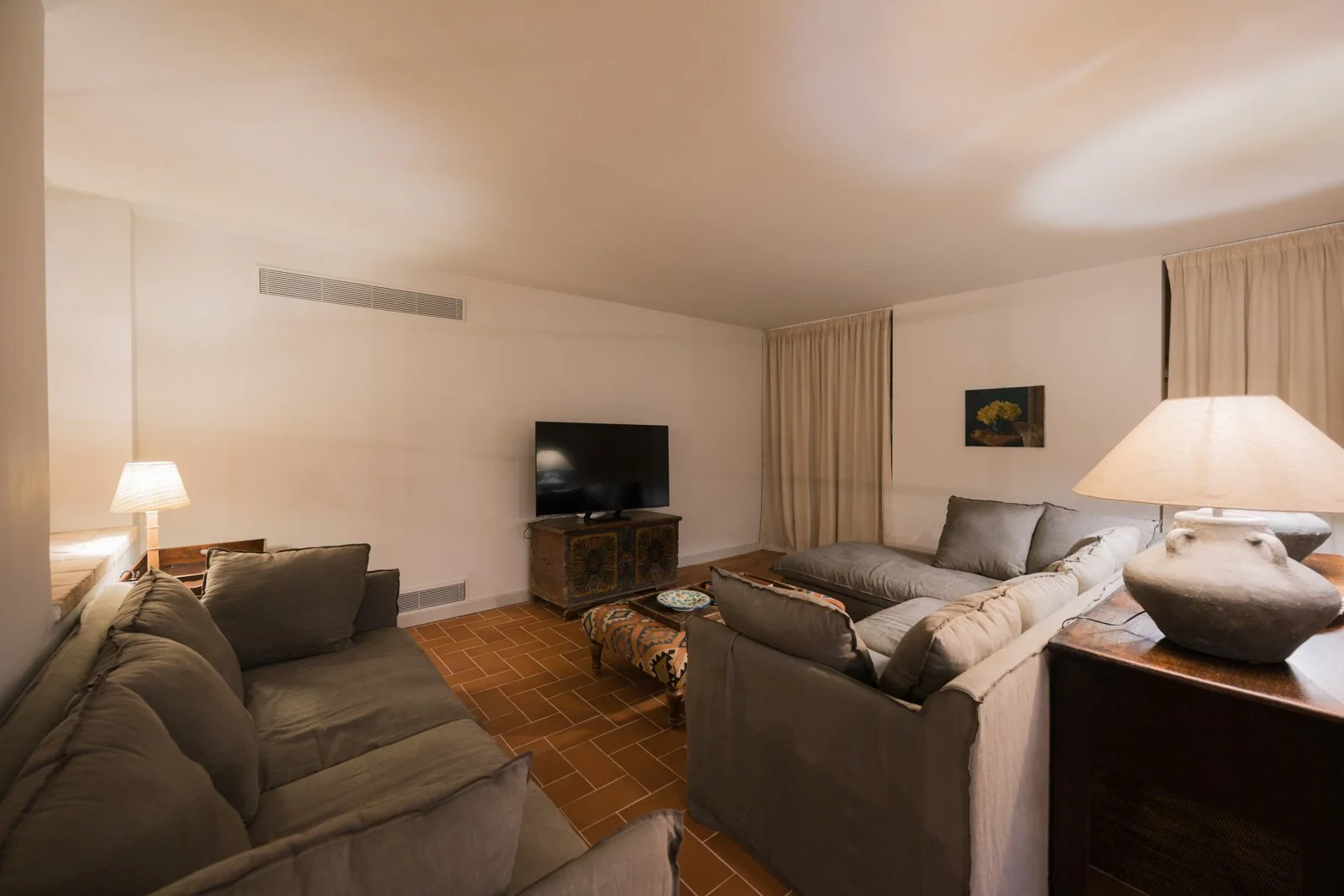 05-10-2024-Yialiskari-House-57.jpg