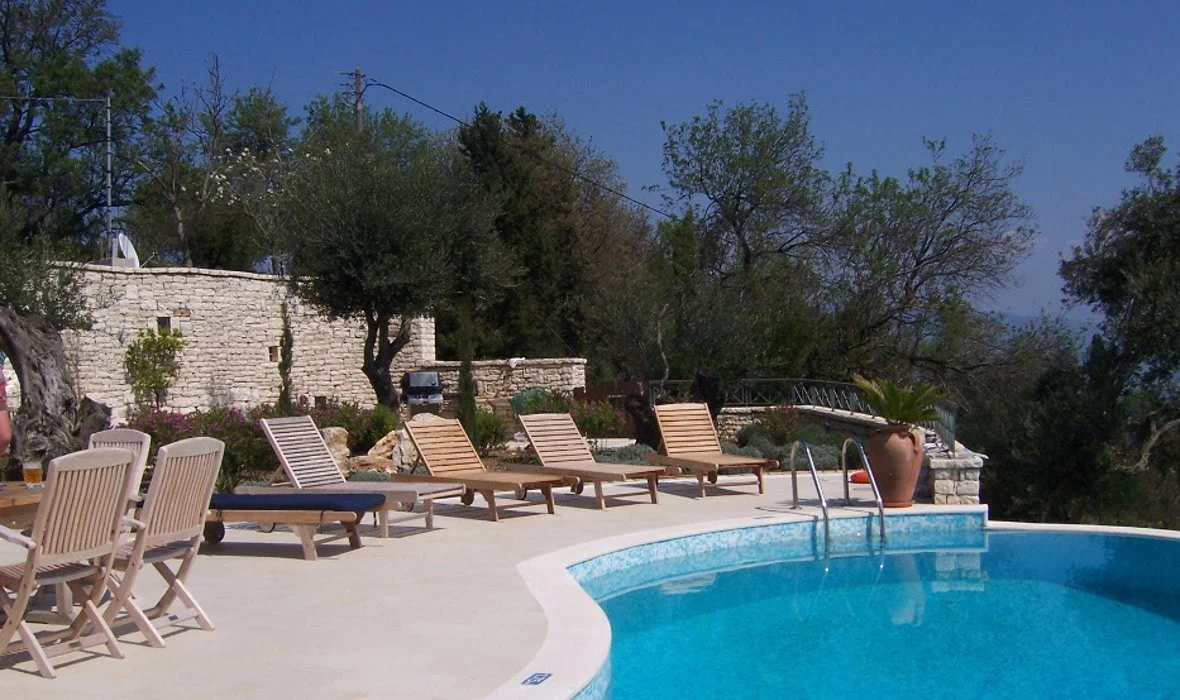 villamilos_skoposdesign_garden-2.jpg
