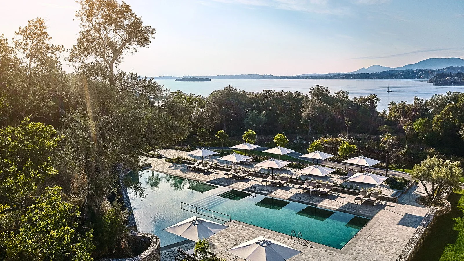 grecotel-corfu-imperial-boschetto-suite.jpg