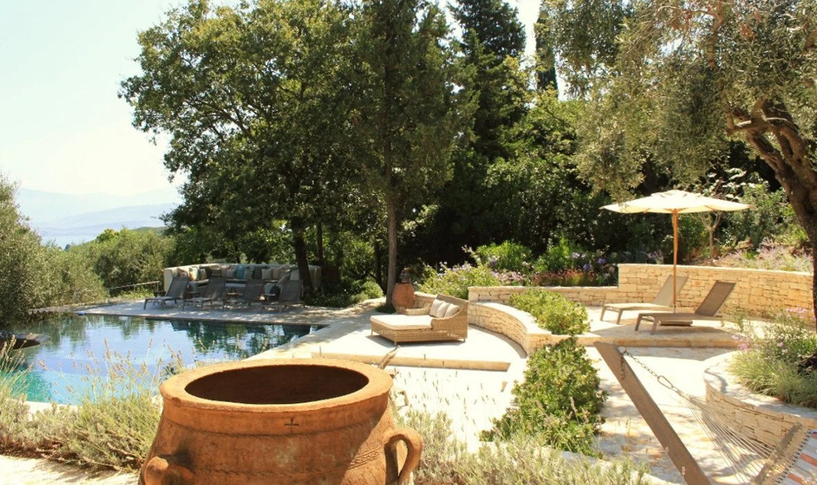 1_Villa Kypseli_SkoposDesign_Swimming Pool.JPG