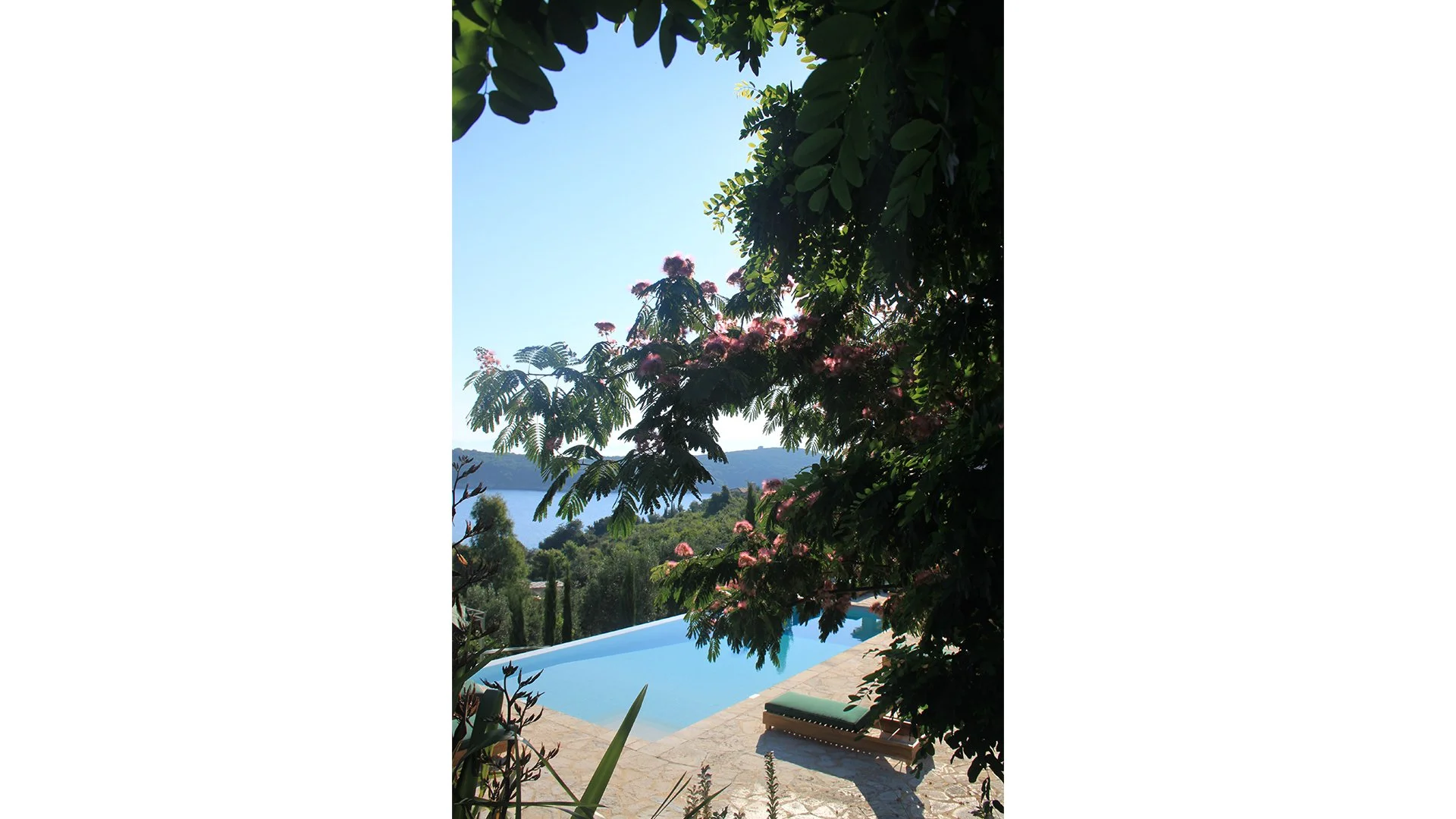 villa-daphne-01.jpg