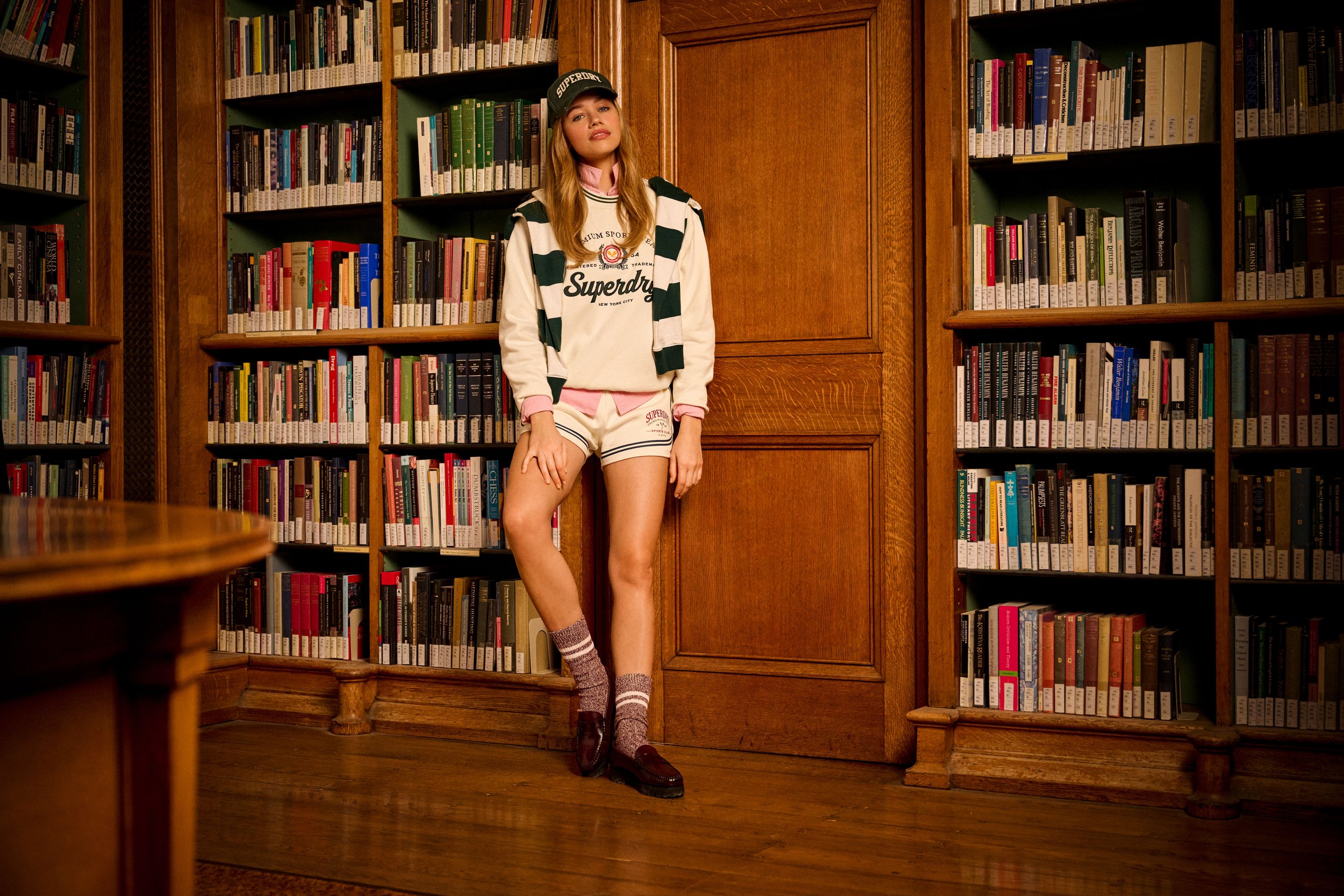 BM489_SS25_EDITORIALS_APRIL_LIBRARY_WW_solo 2.jpg