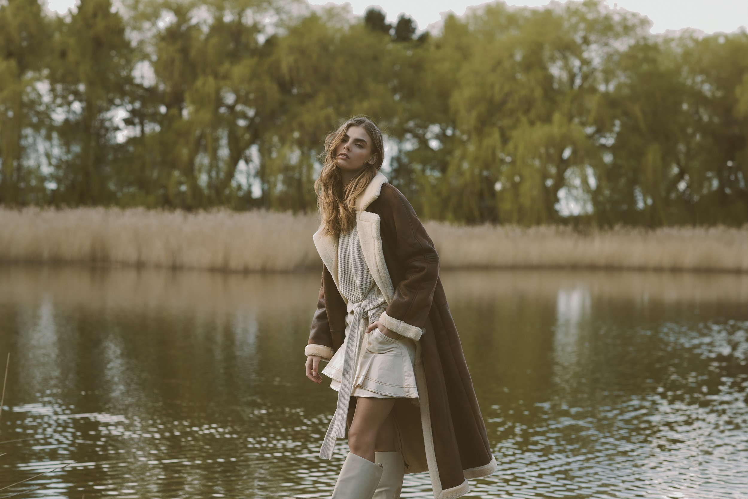 Ariel_Lakeside_76.jpg