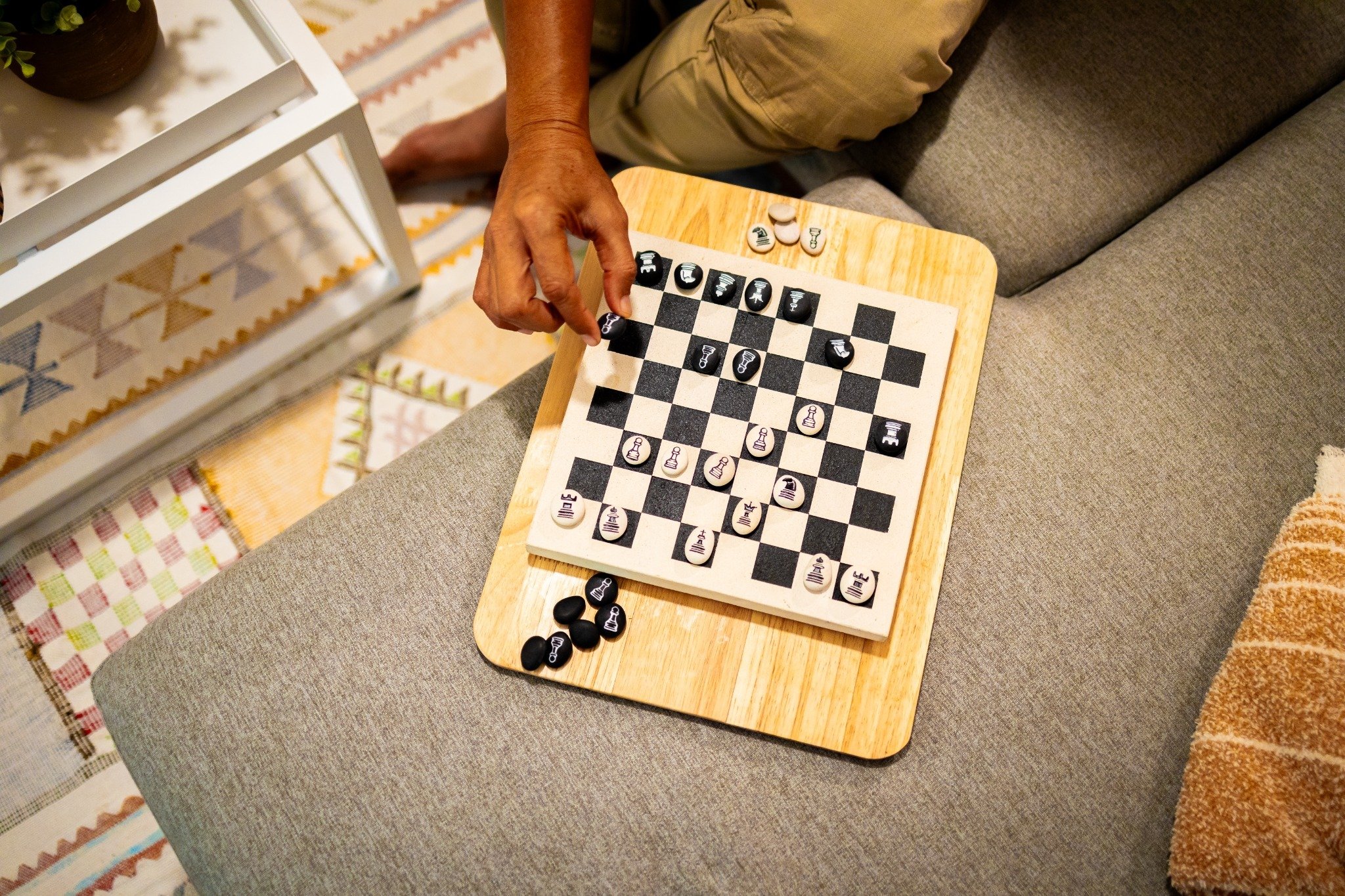 An evening of chess — the villa is made for slowing down