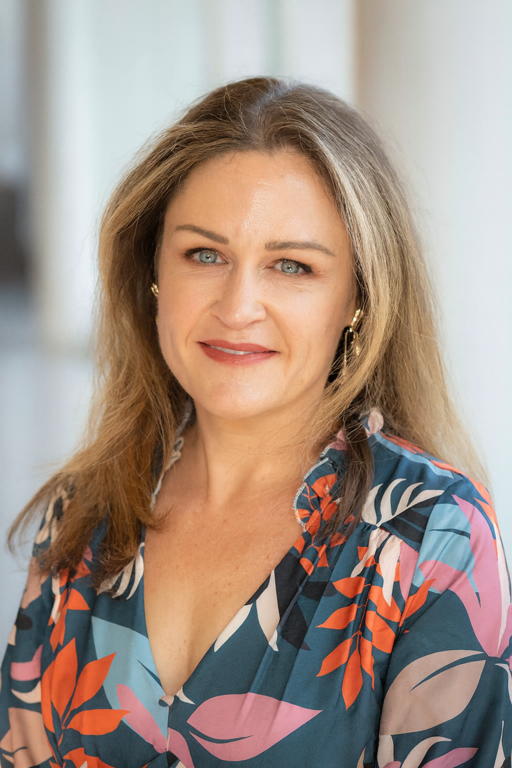 Dr Stevie Pena
