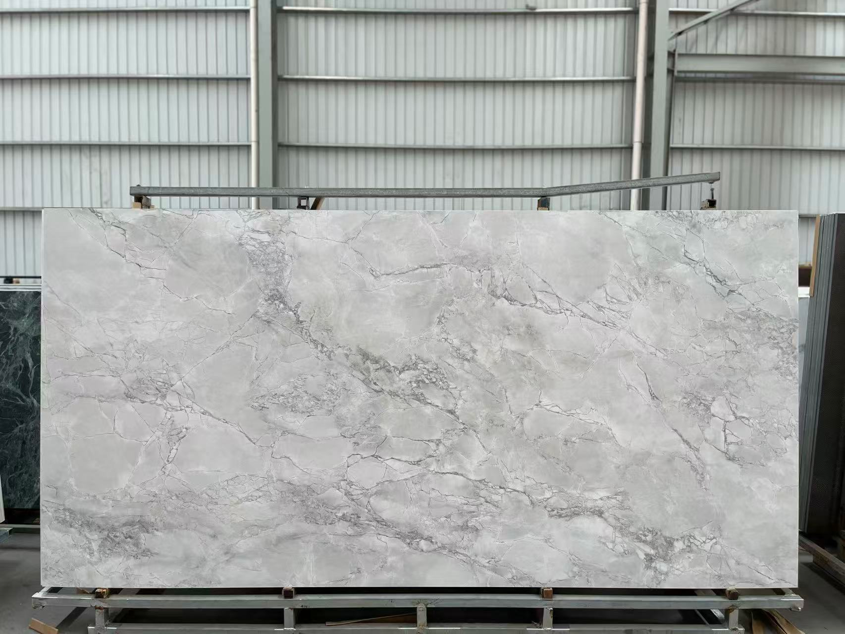 Dalian Dolomite Raw.png