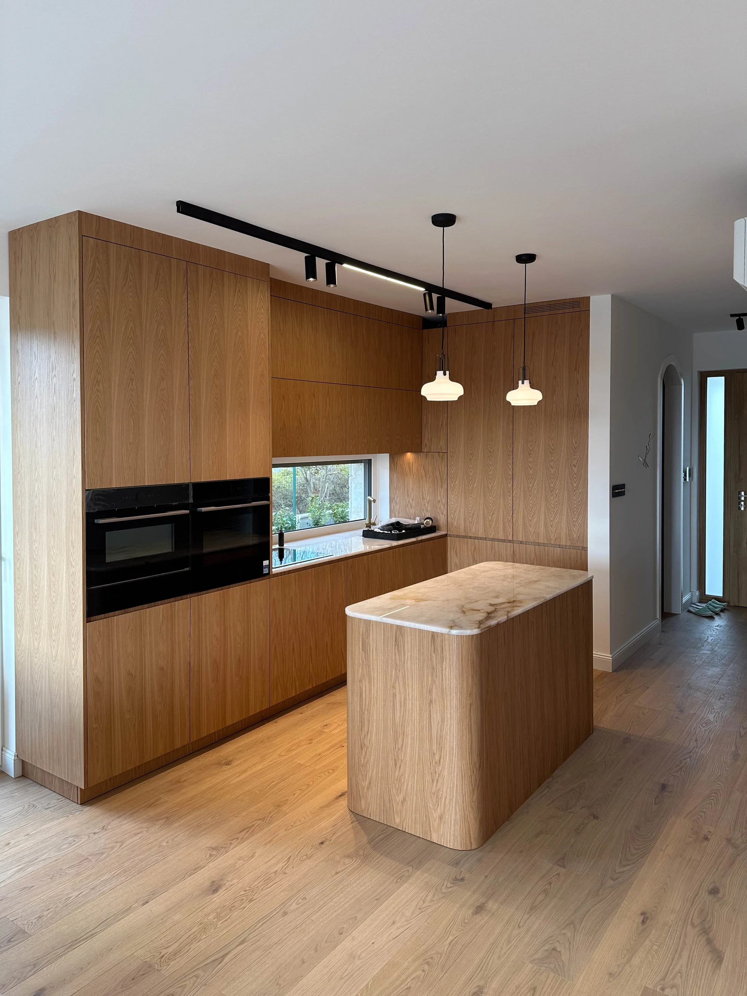ref (1 of 4).jpg