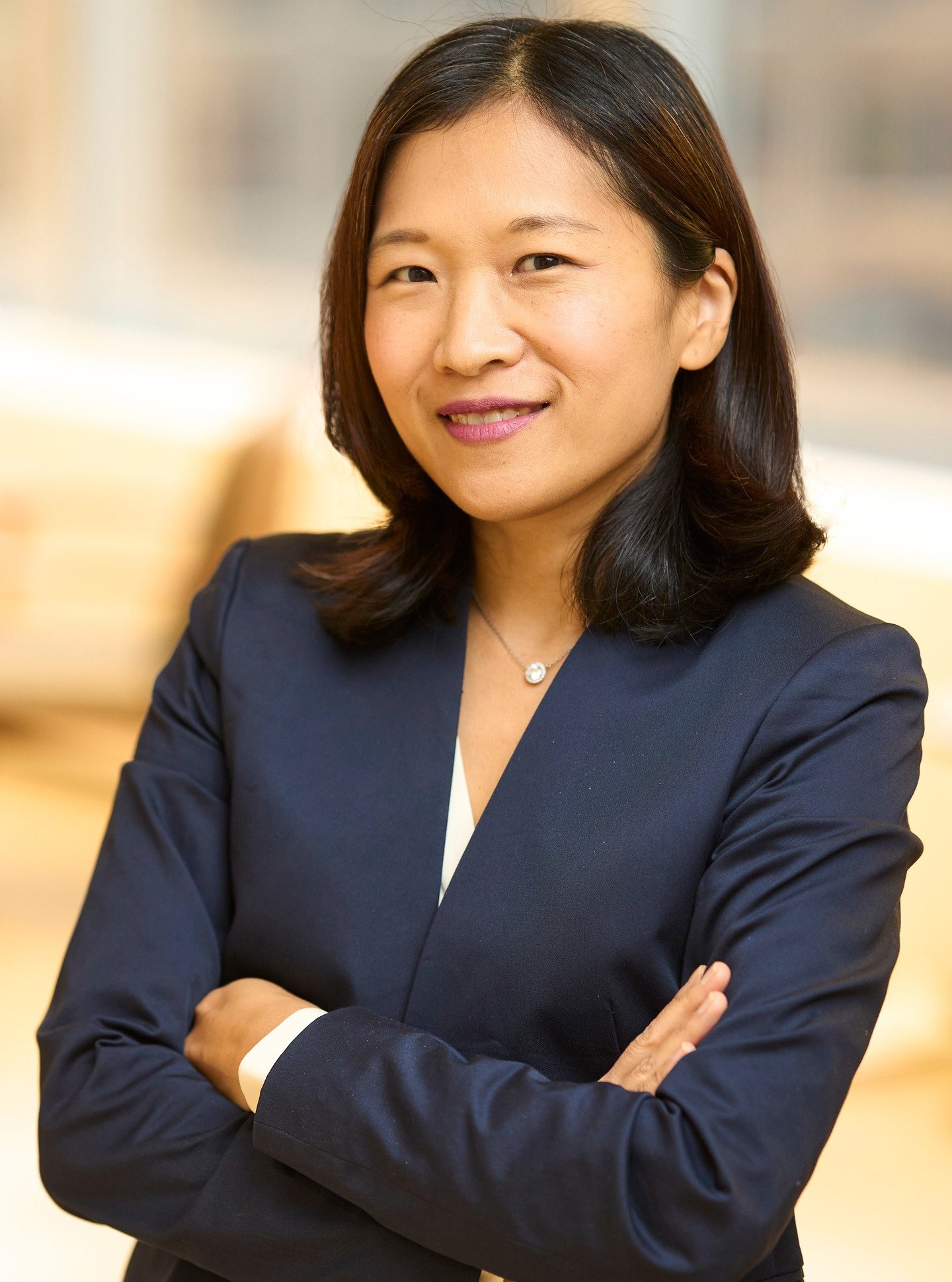 Confidence and style combined with the warm golden hues of your office. A nice environmental portrait.
.
.
.
.
#CorporateheadshotPhotography #ConferenceHeadshots #ConferencePhotography #BrandingPhotography #BusinessPhotographer #LawyerHeadshots #Atto
