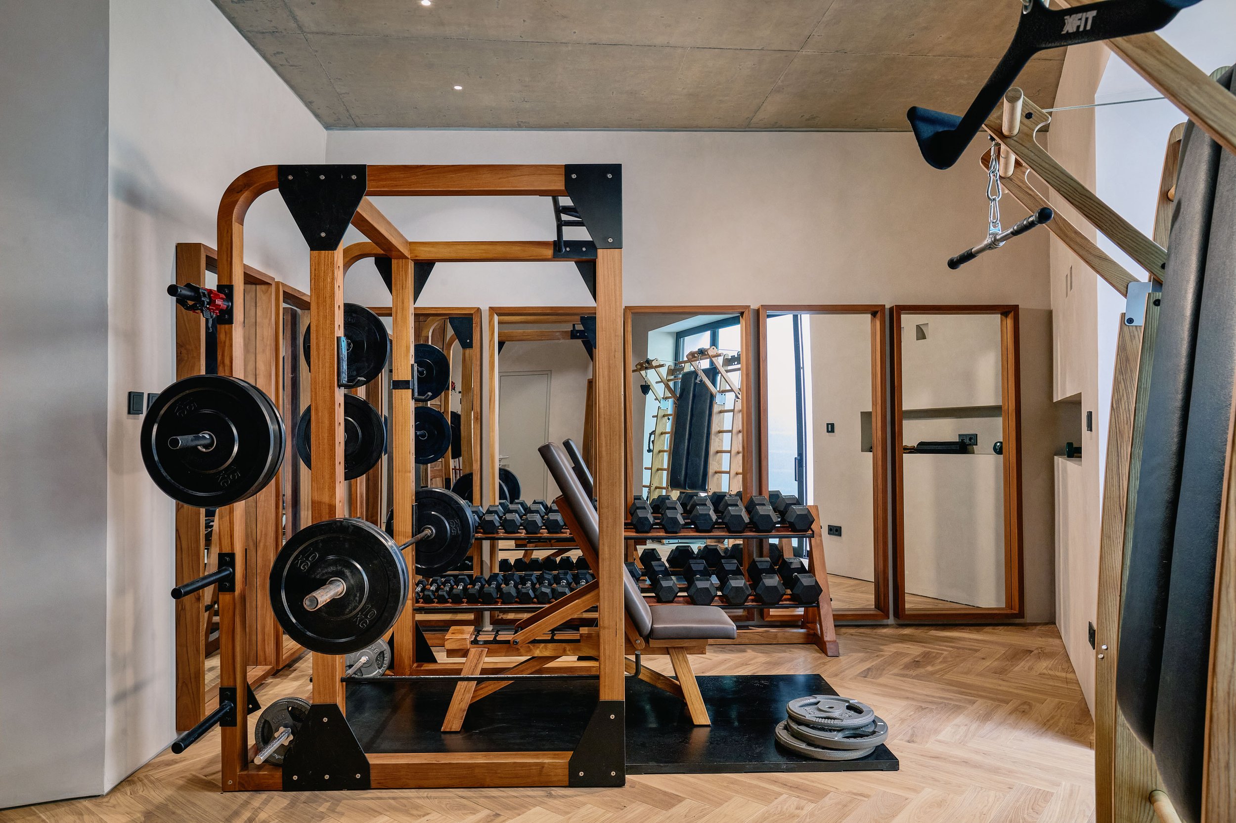 Private gym &amp; wellness