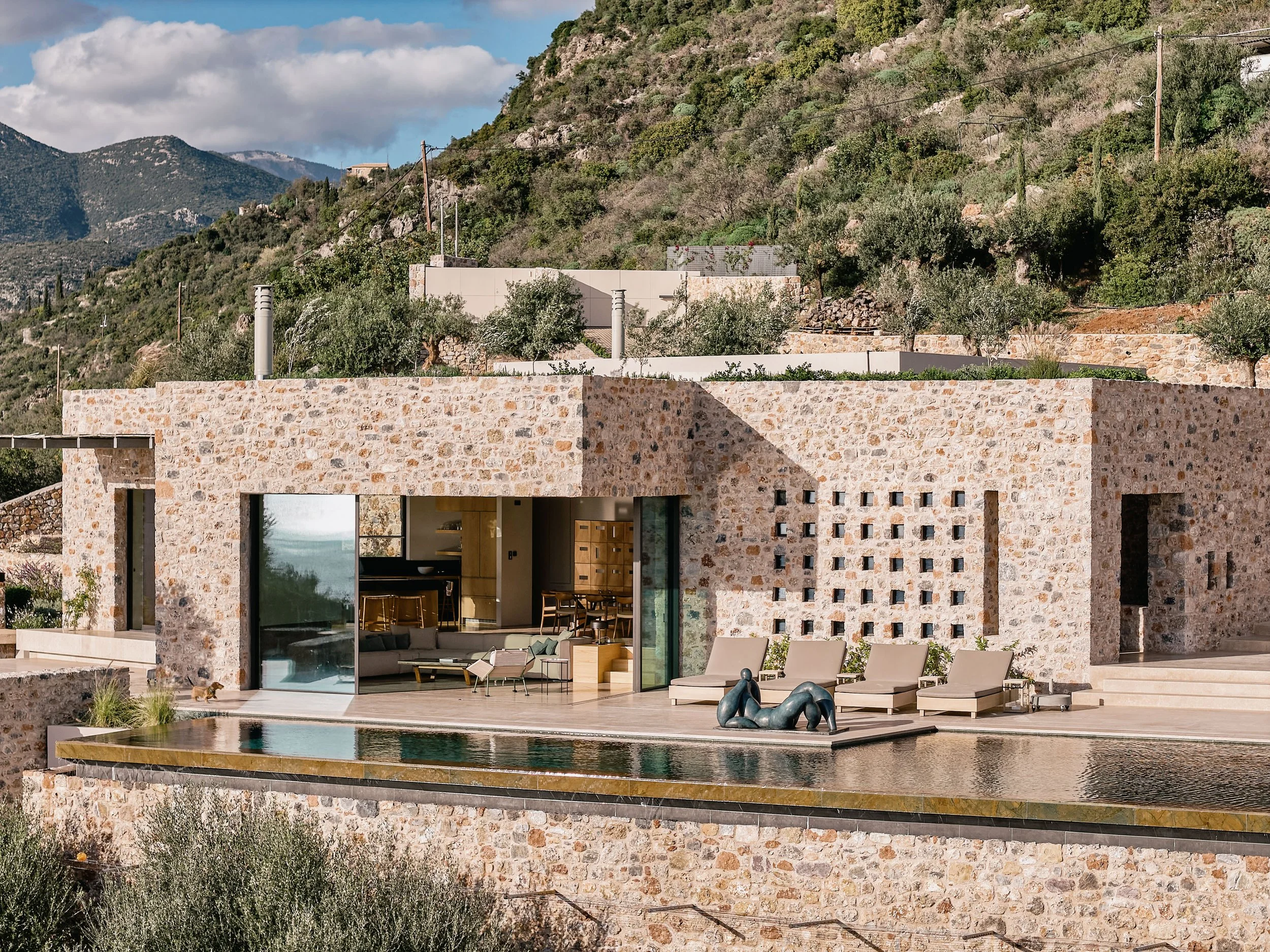 Aethera infinity pool