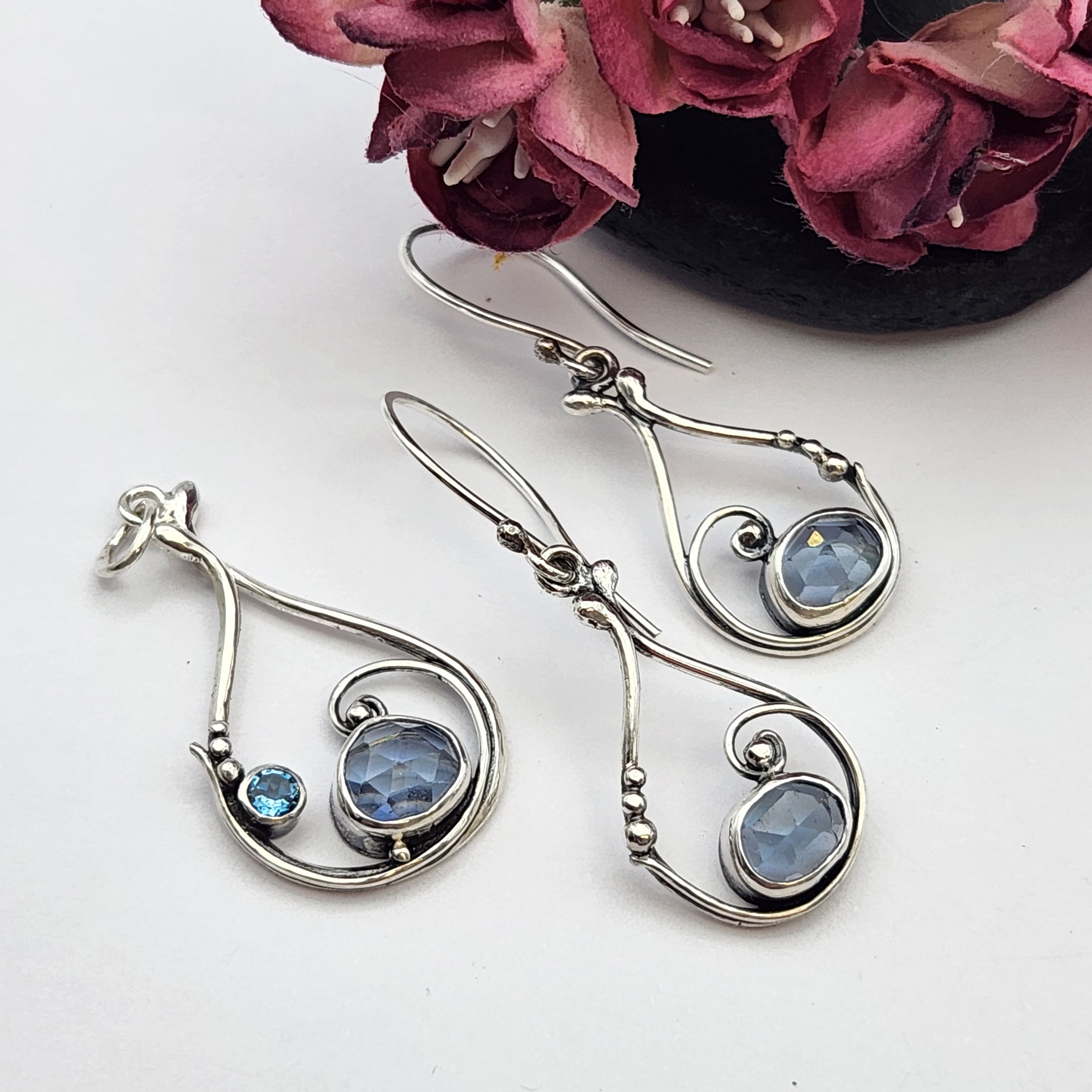 Commission Piece: Sapphire droplet set