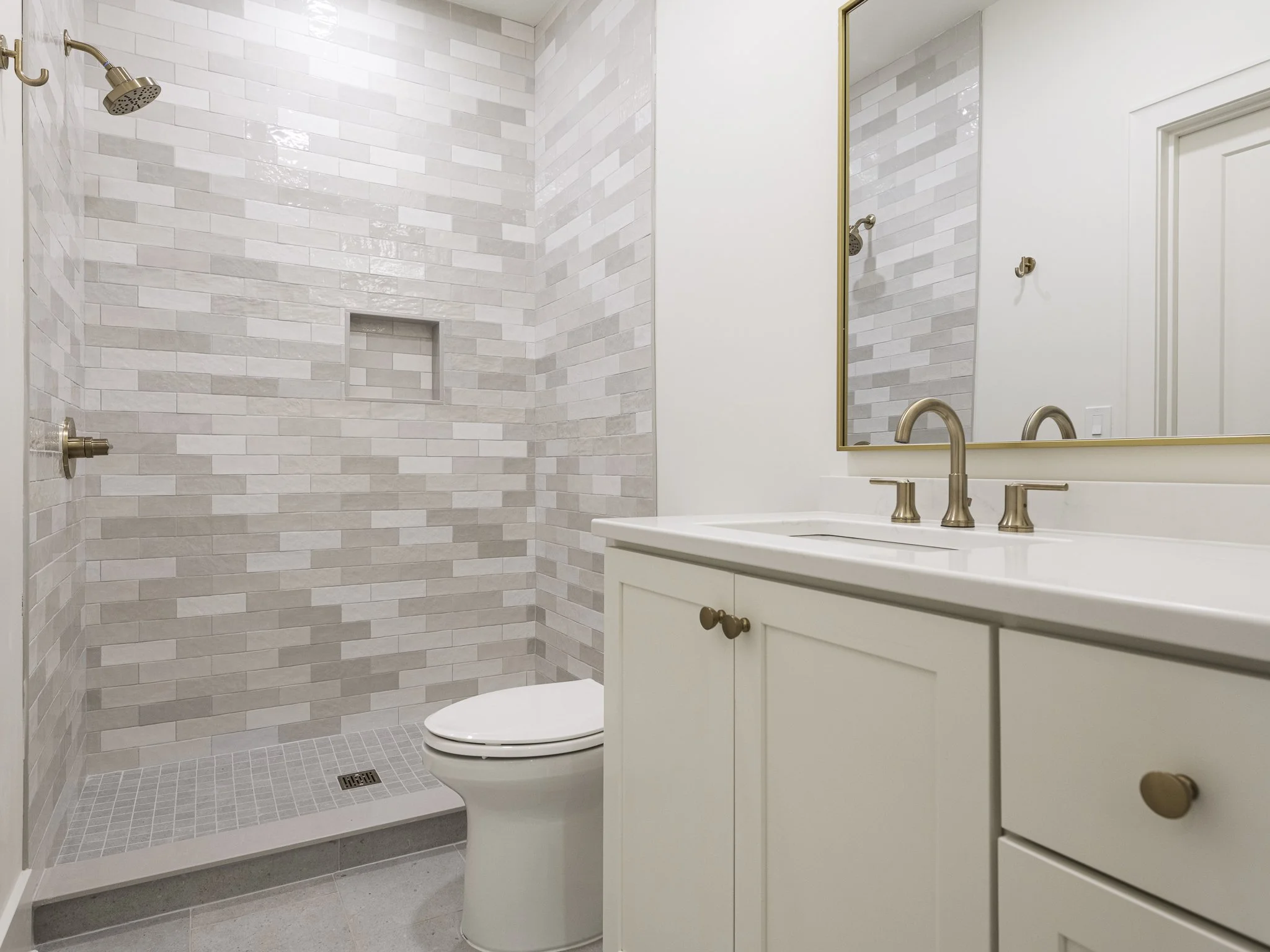Third Secondary Bath.jpg