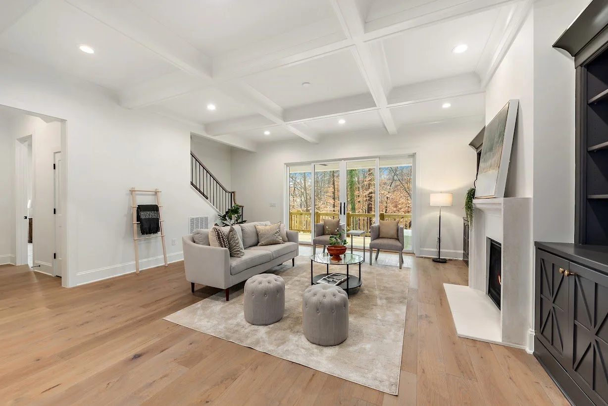 5706 Closeburn-14.jpg