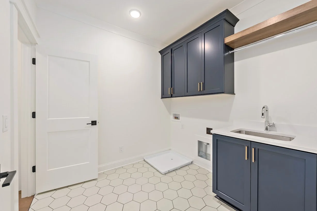 3005 Manor Rd-20.jpg