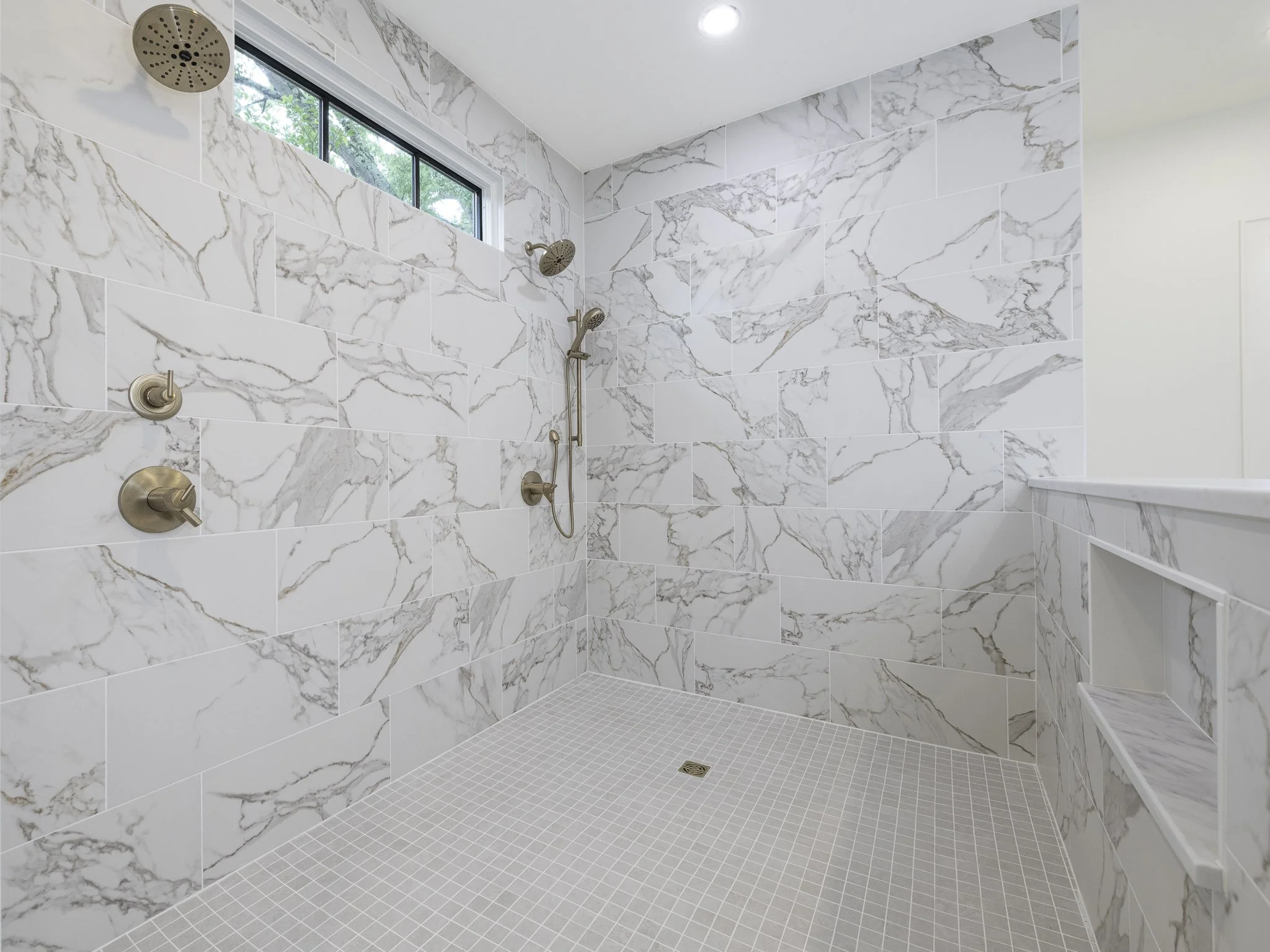 Primary Shower.jpg