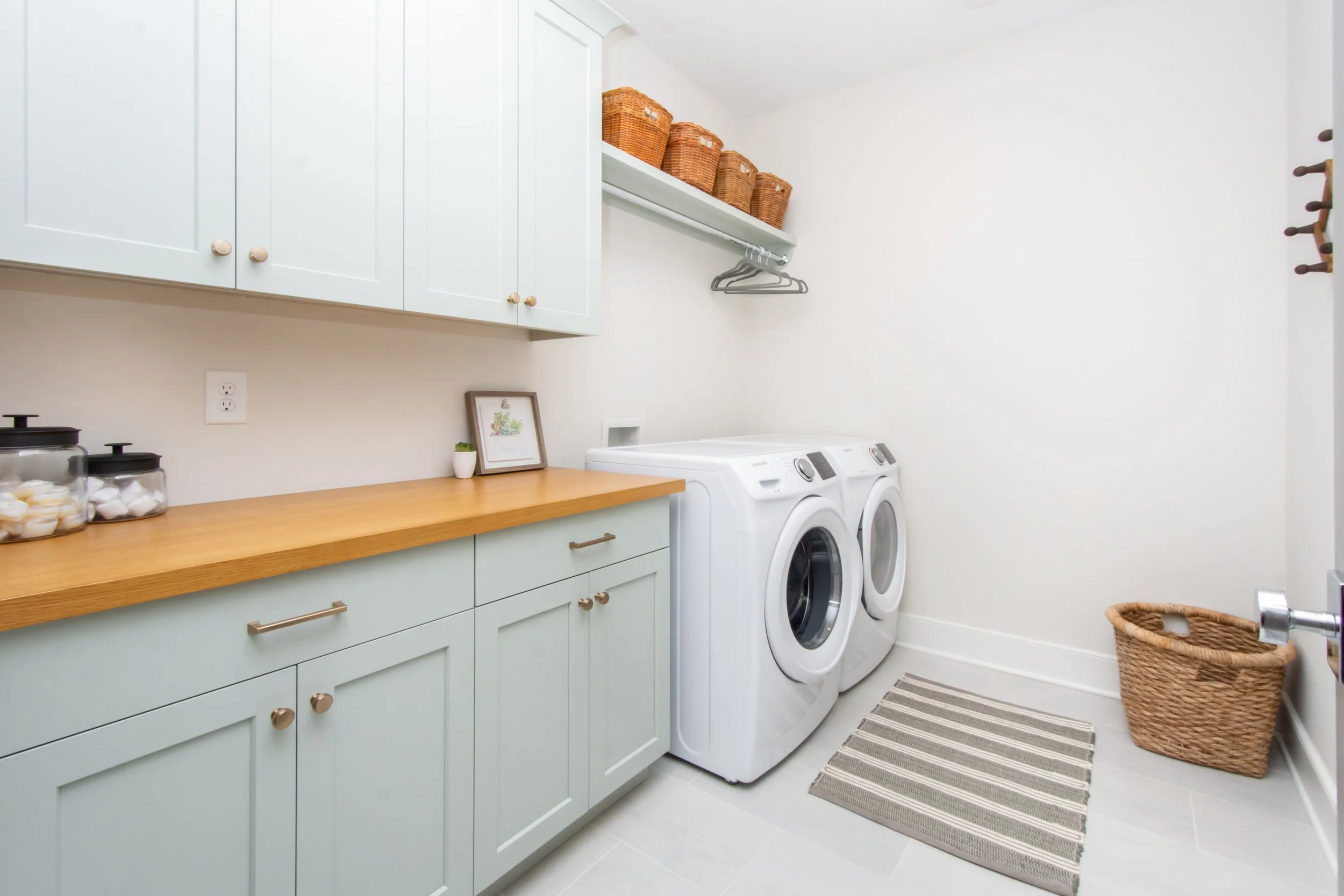 Laundry (1).jpg