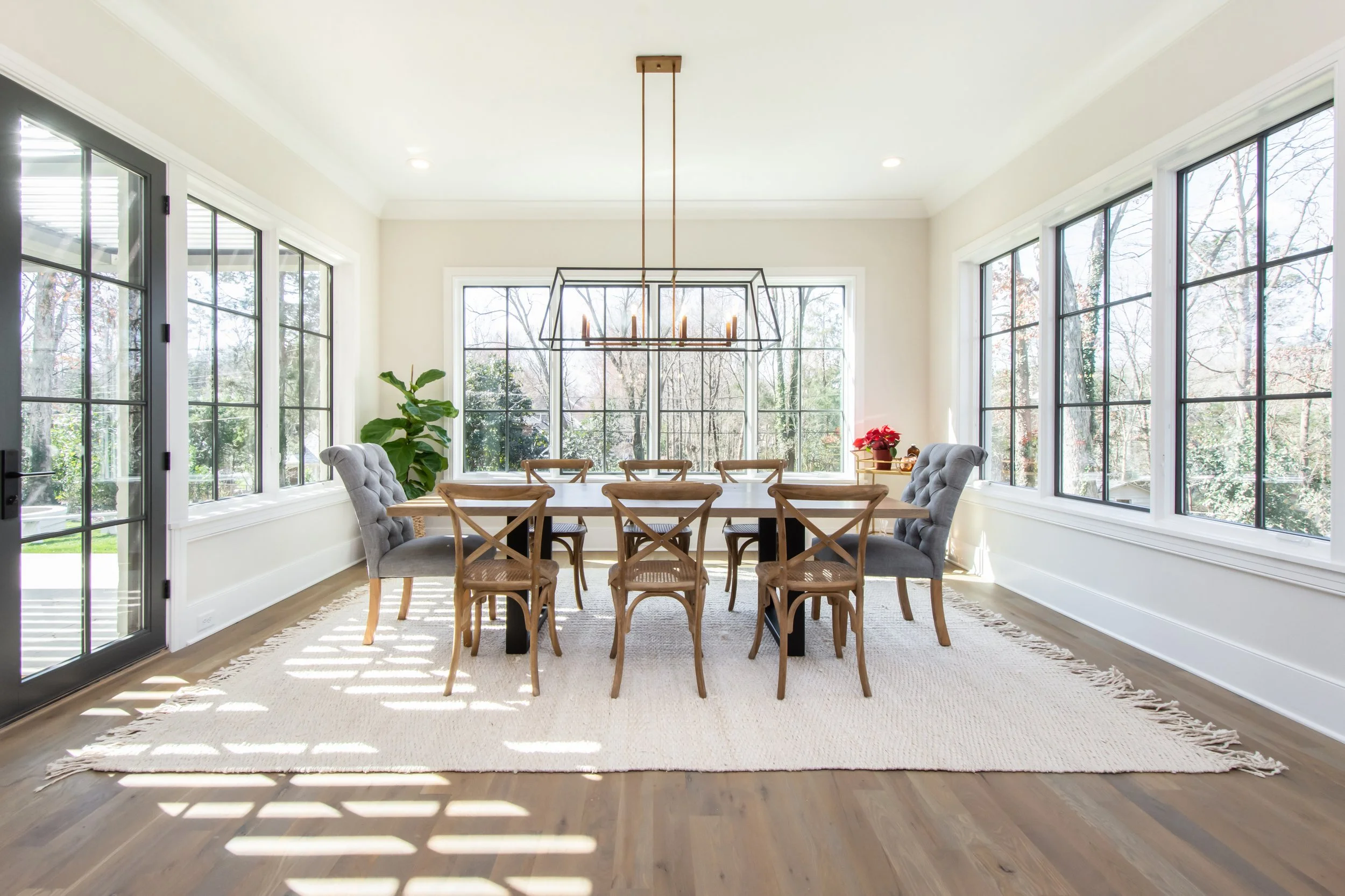 Dining Room (2.) (1).jpg