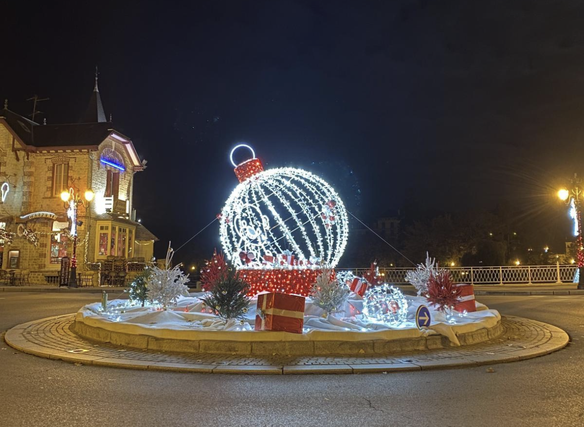 Bagnoles Christmas Illuminations