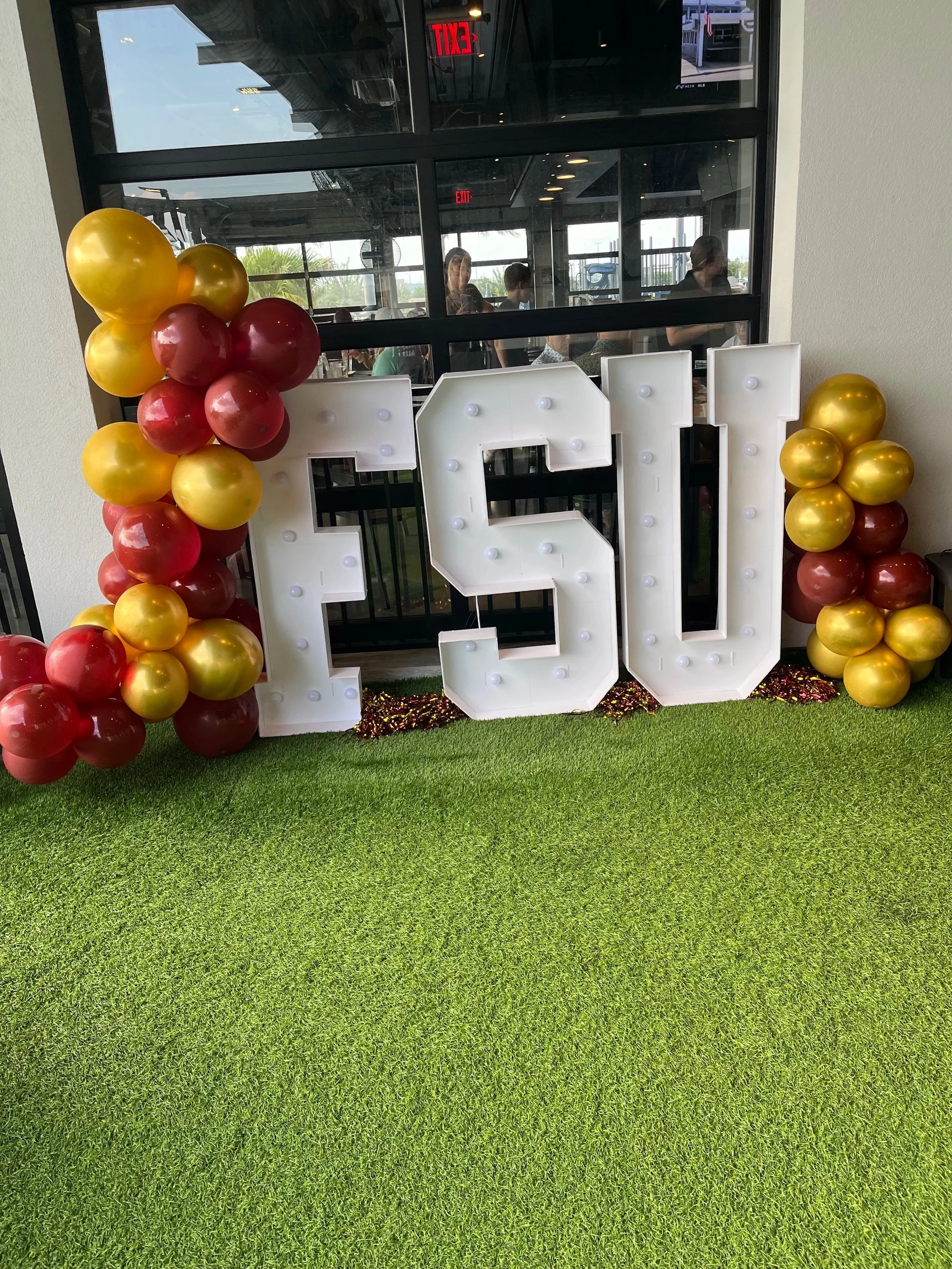 FSU Letters for a watch party