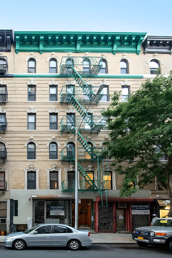 59 Thompson St Front.png