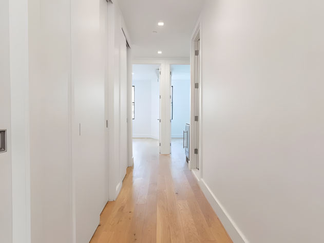 174 1st Ave Hallway2.png