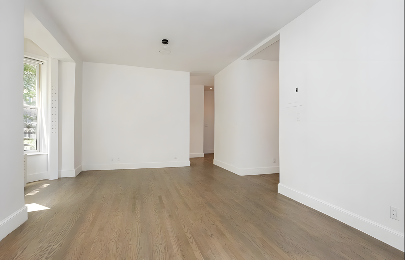 35 Pineapple St Living2.png