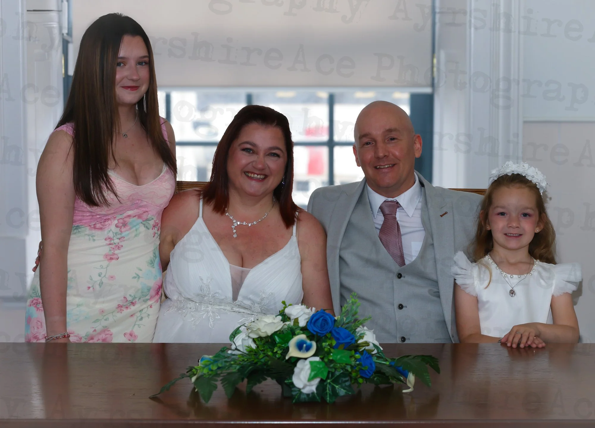 Mr&Mrs Bell