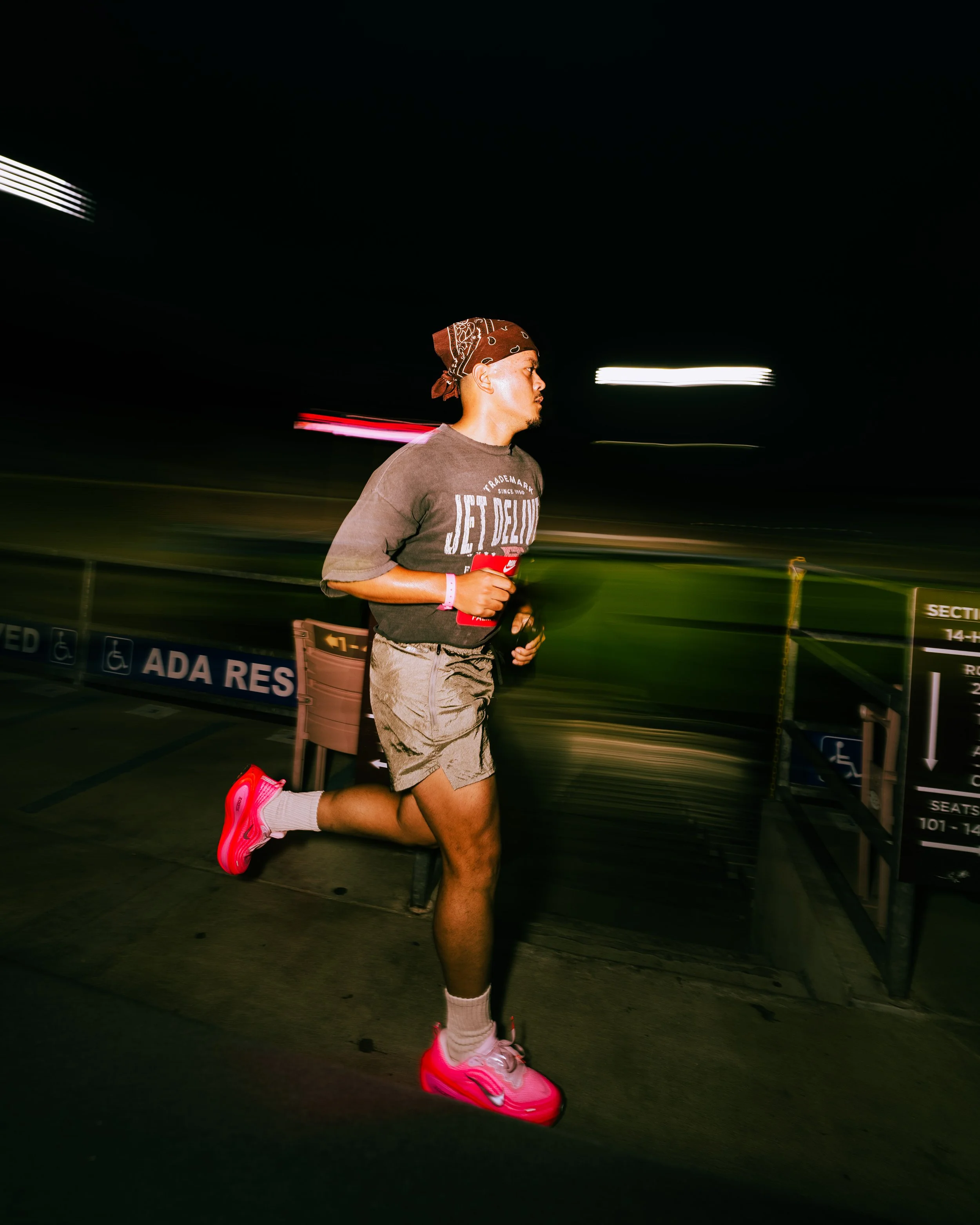 NIKE_RUN_PublicHouseCreatives_v1_MG-47.jpg