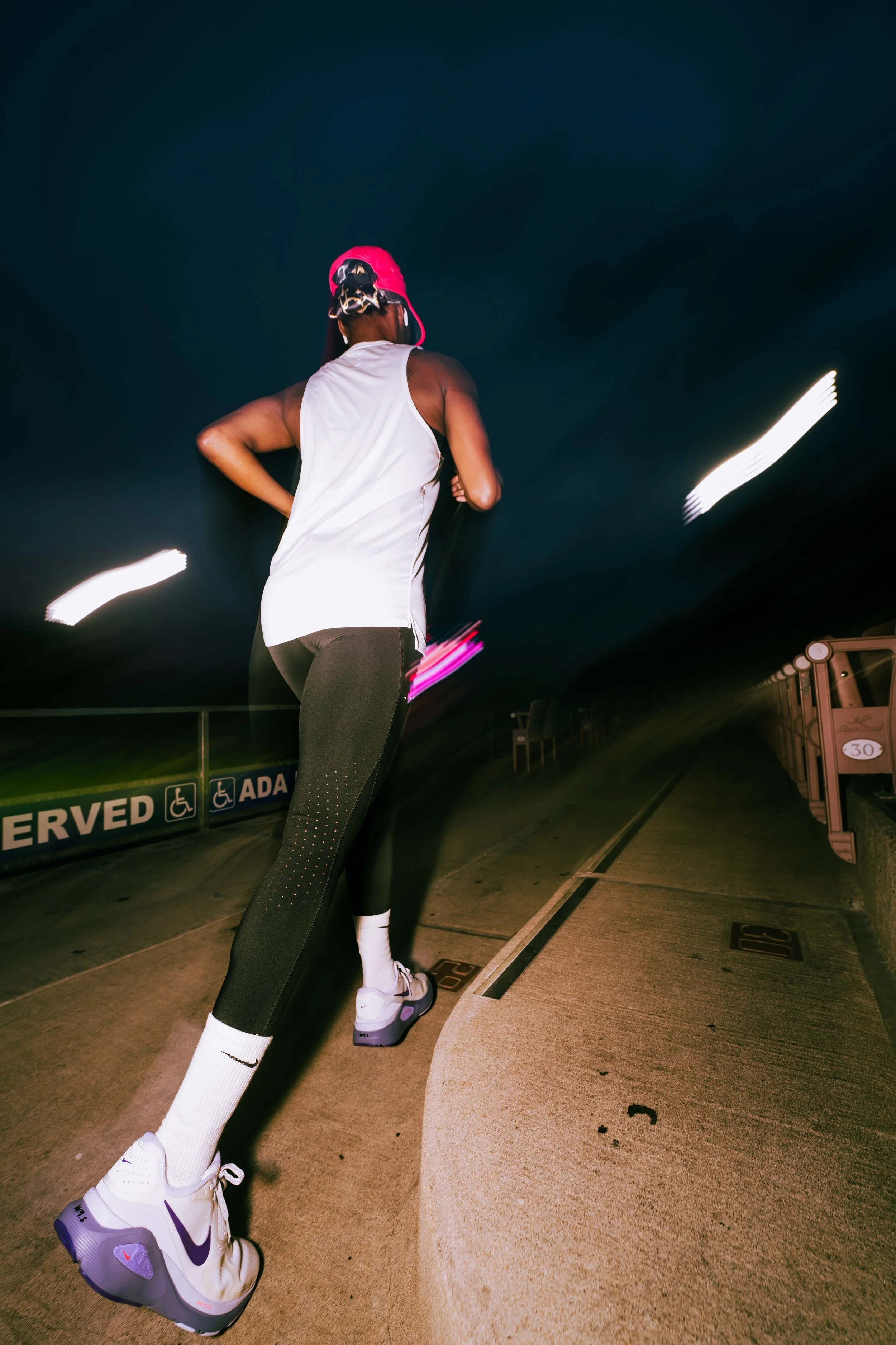 NIKE_RUN_PublicHouseCreatives_v1_MG-37.jpg