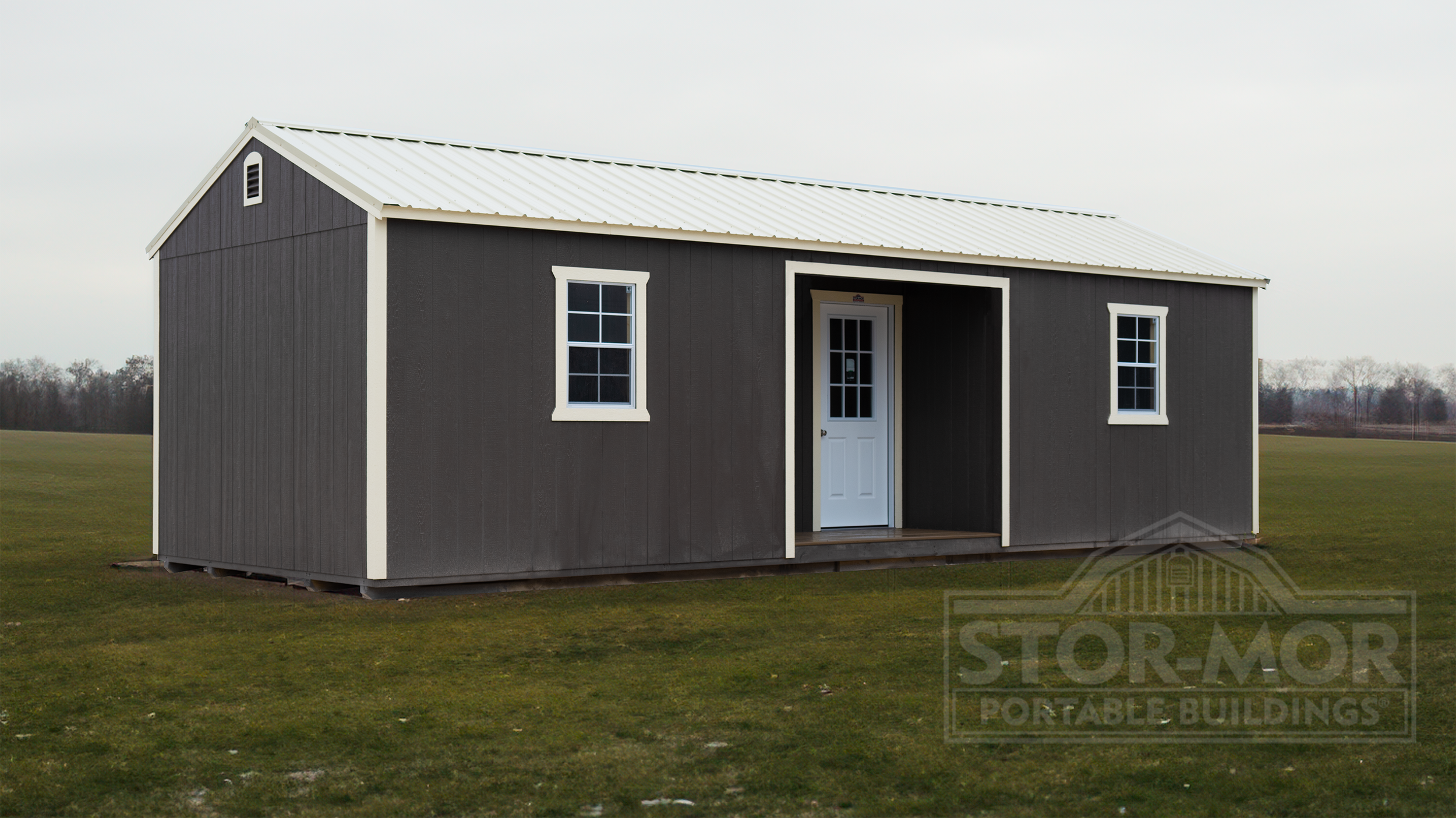 CENTER CABIN