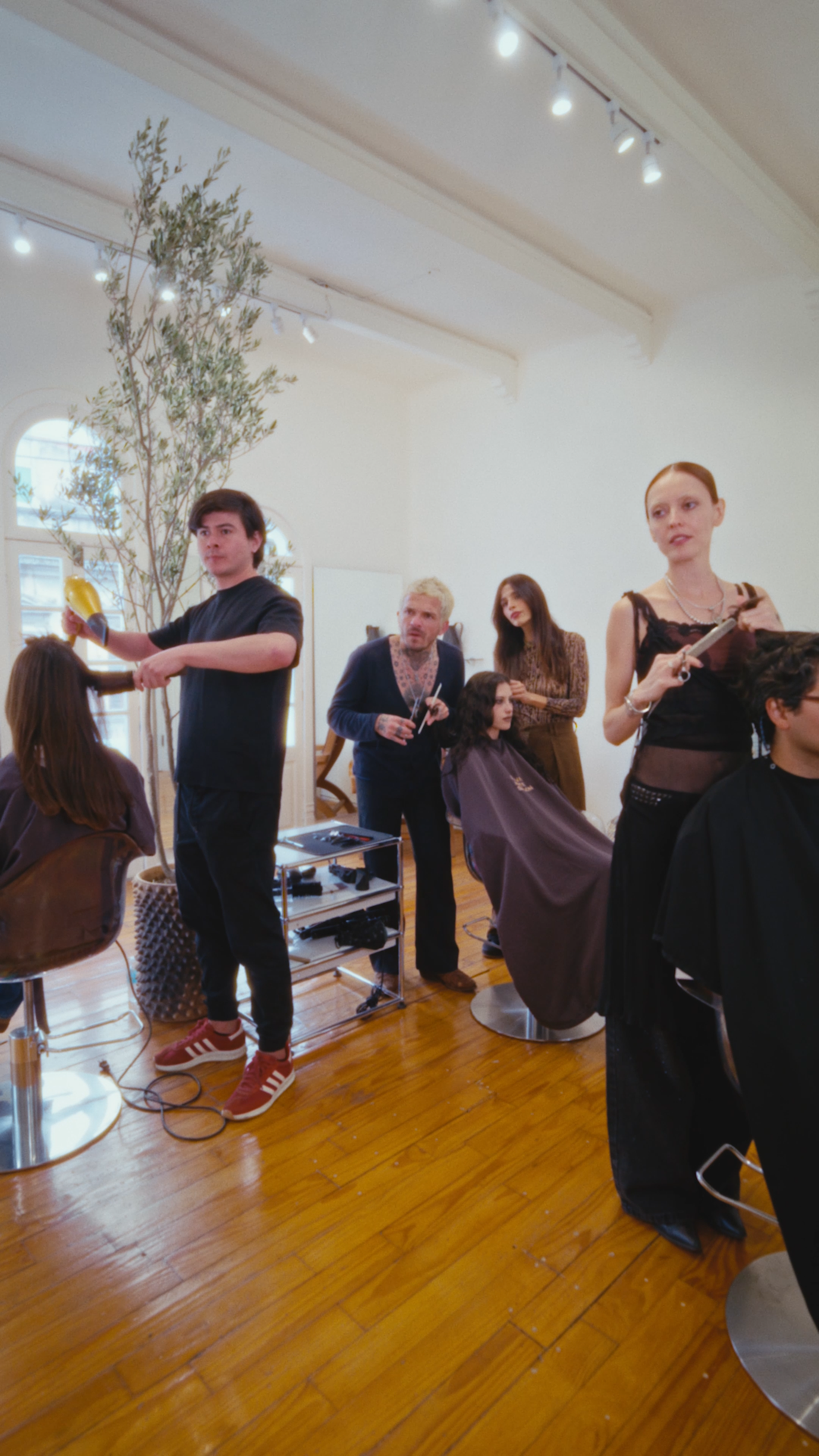 Nova Arts Salon