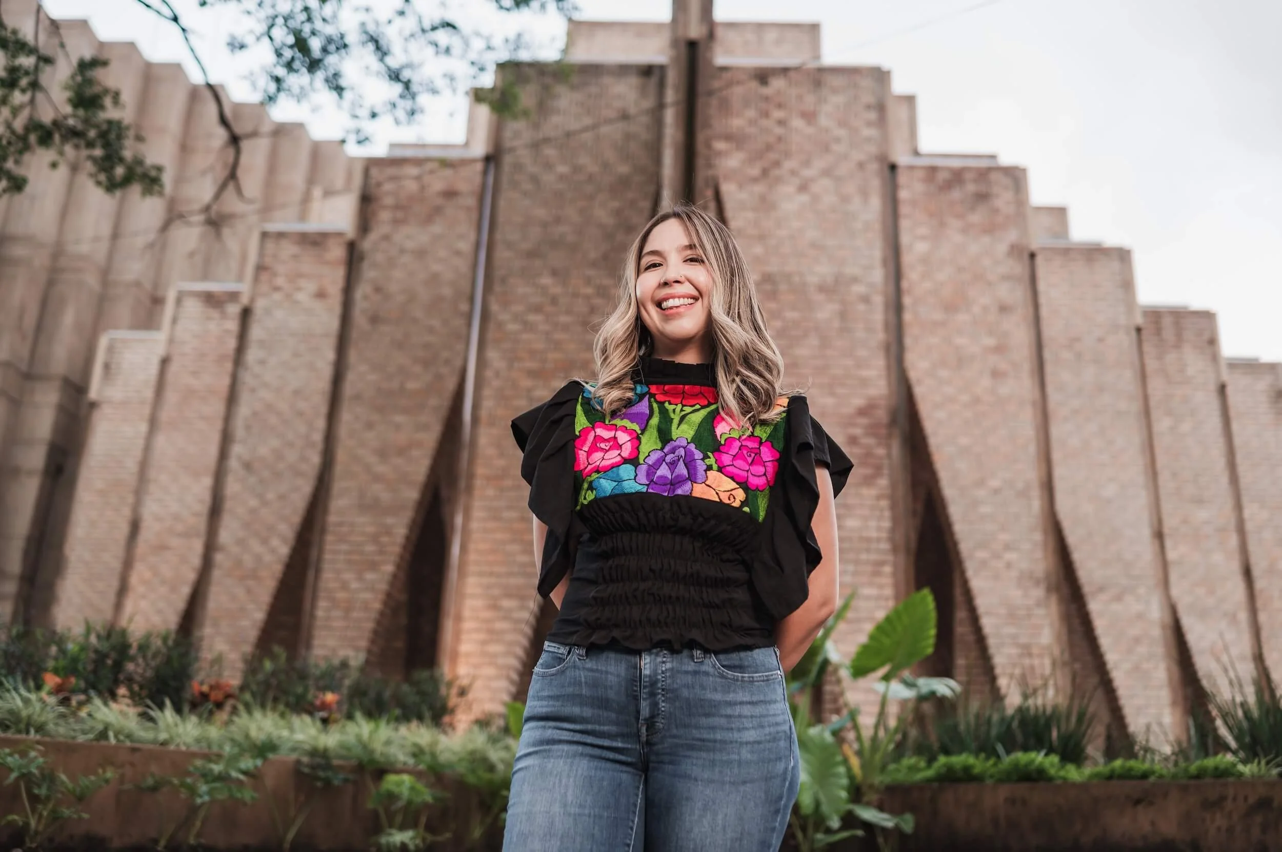 Angela Lopez, LMFT providing therapy for children and teens in California