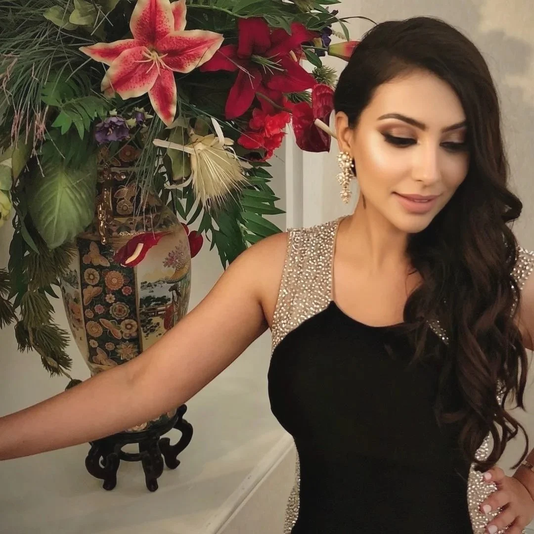 Moazzma Hunain | Serial Entrepreneur | Investor | Philanthropist | Business Coach | Mrs. Pakistan USA 2018