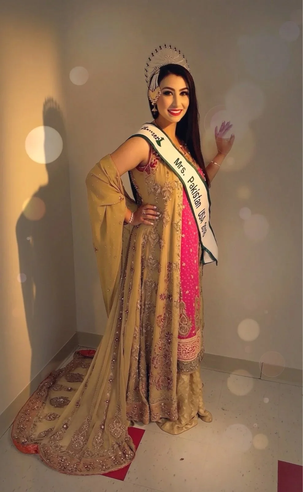 Moazzma Hunain | Serial Entrepreneur | Investor | Philanthropist | Business Coach | Mrs. Pakistan USA 2018