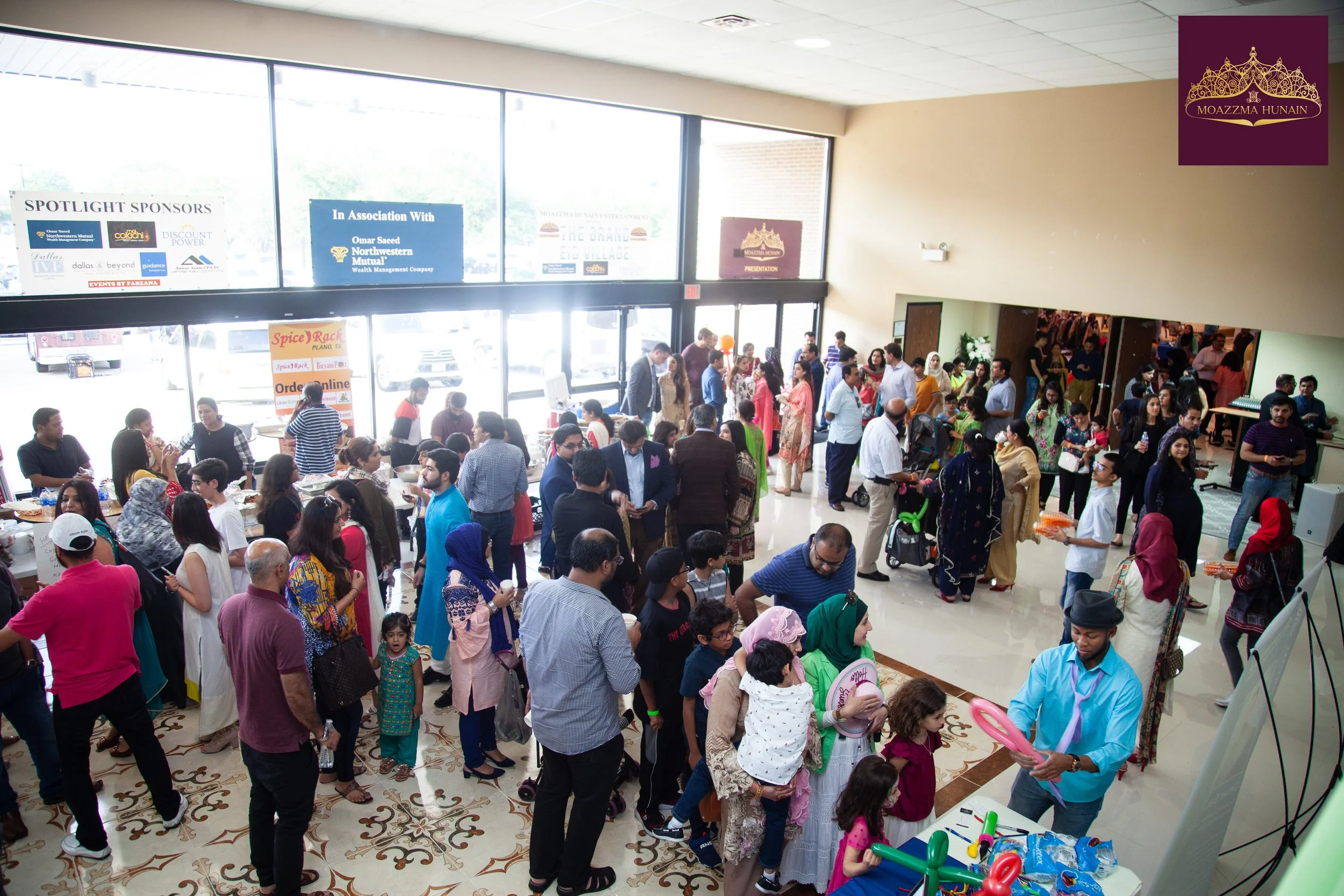 The crowd gathering at Moazzma Hunain's show ,The Grand Eid Village- LIVE with Asim Azhar. Organized by Moazzma Hunain of Moazzma Hunain Entertainment in Dallas, TX in 2019


