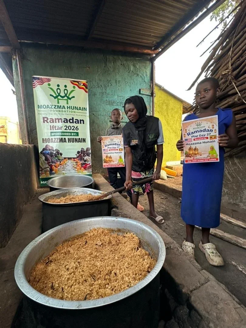 Moazzma Hunain Foundation- impact in Uganda - distrubutes Iftar meals to orphans and widows in the Holy Month of Ramadan