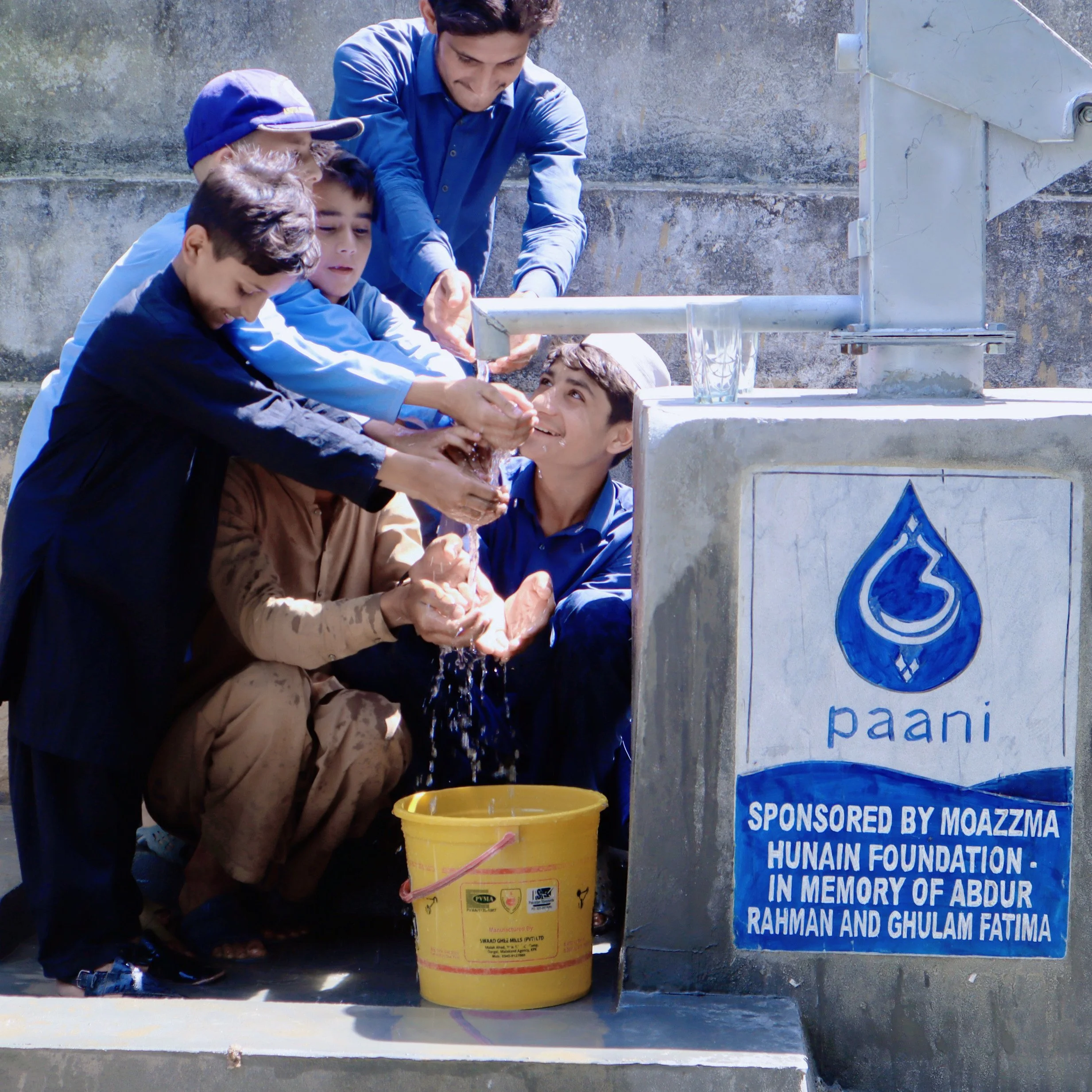 Moazzma Hunain of Moazzma Hunain Foudnation sponsors a water well in Swabi, KPK Pakistan in memory of her paternal grandparents. 
