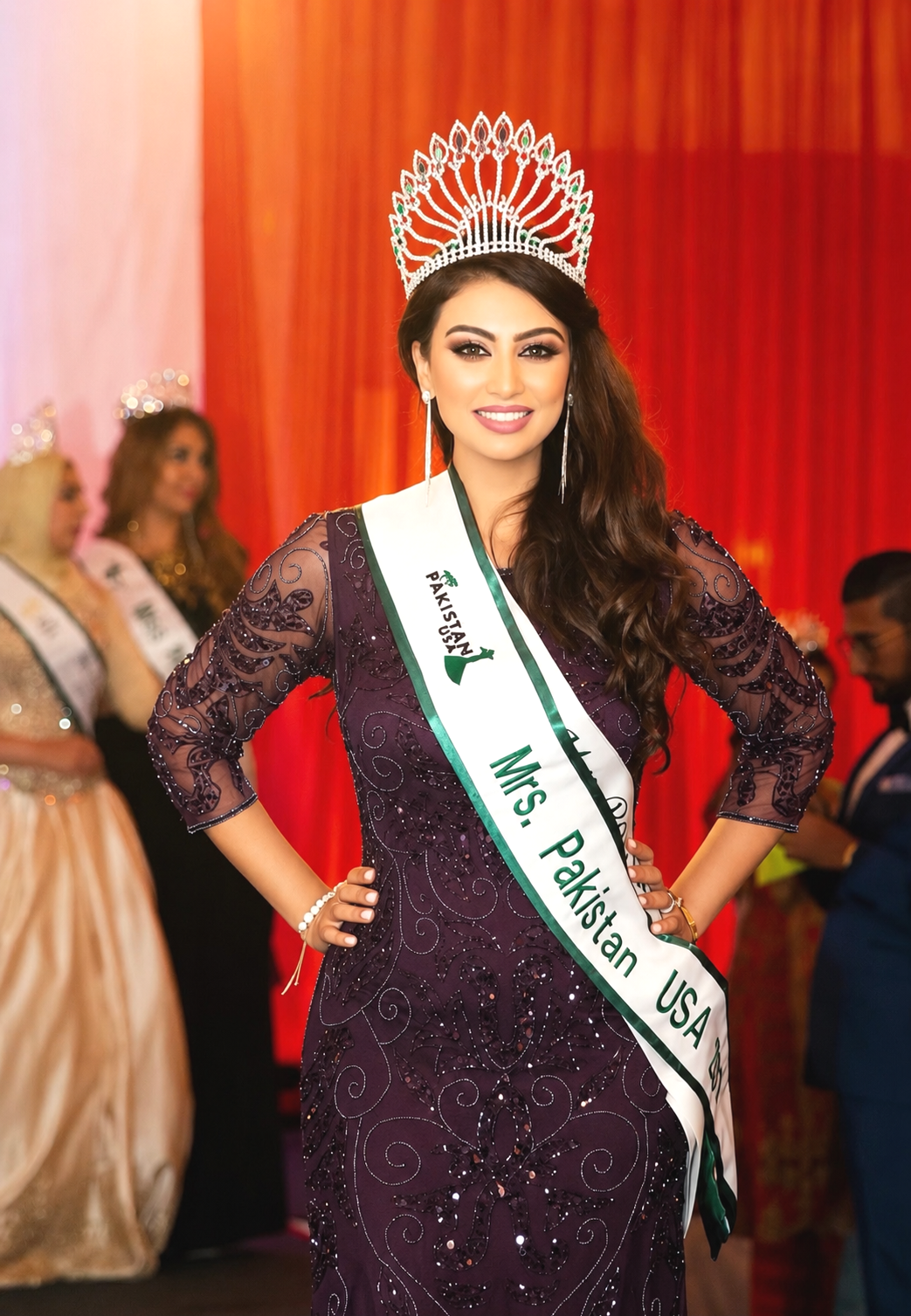 Moazzma Hunain | Serial Entrepreneur | Investor | Philanthropist | Business Coach | Mrs. Pakistan USA 2018