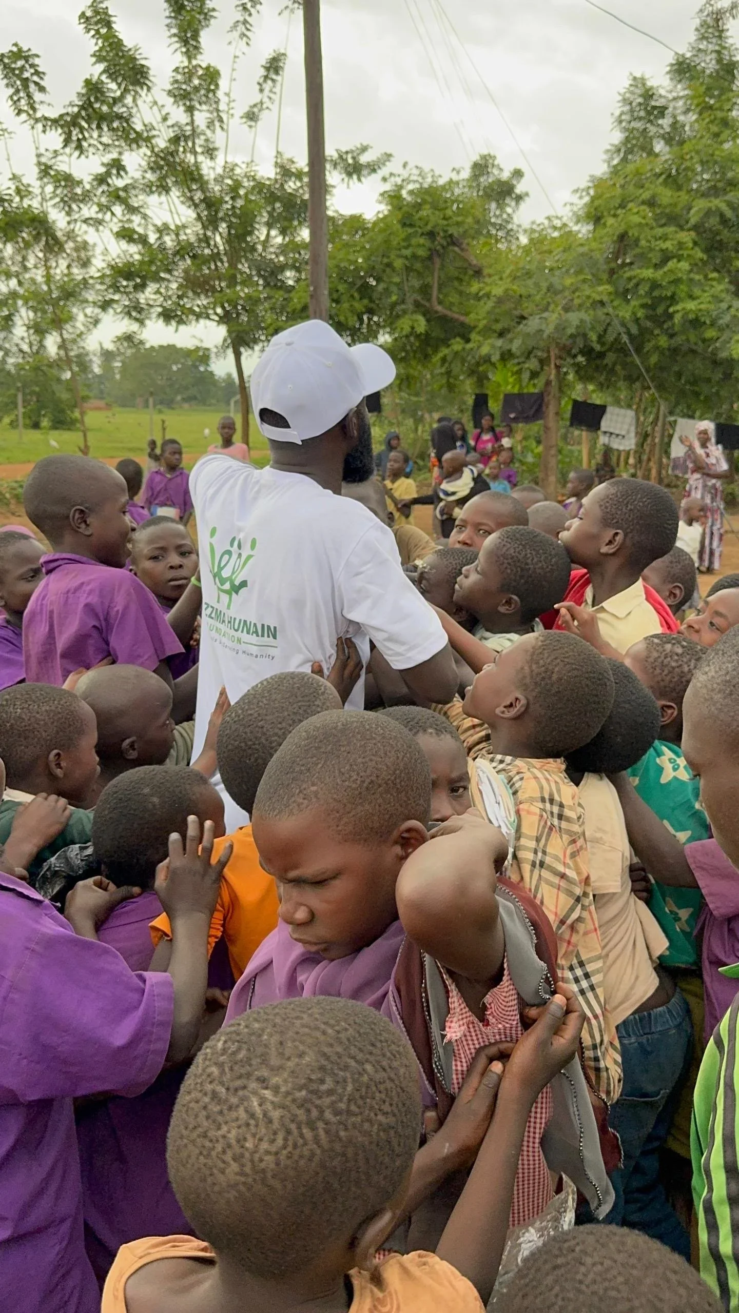 Moazzma Hunain Foundation distributes Eidi (money) to orphans in remote areas of Uganda to celebrate Eid ul Fitr 2026. 
