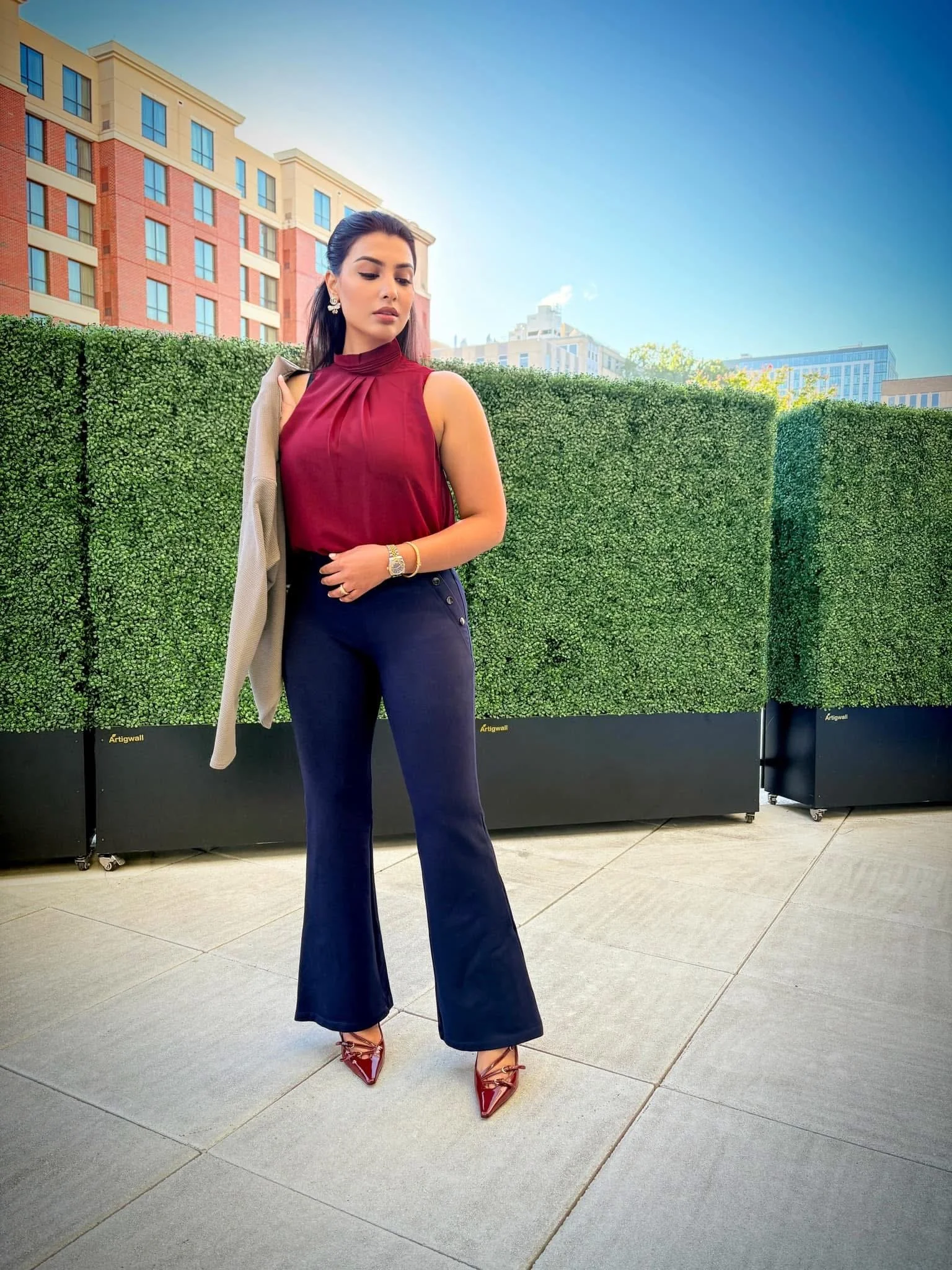 Moazzma Hunain | Serial Entrepreneur | Investor | Philanthropist | Business Coach | Mrs. Pakistan USA 2018