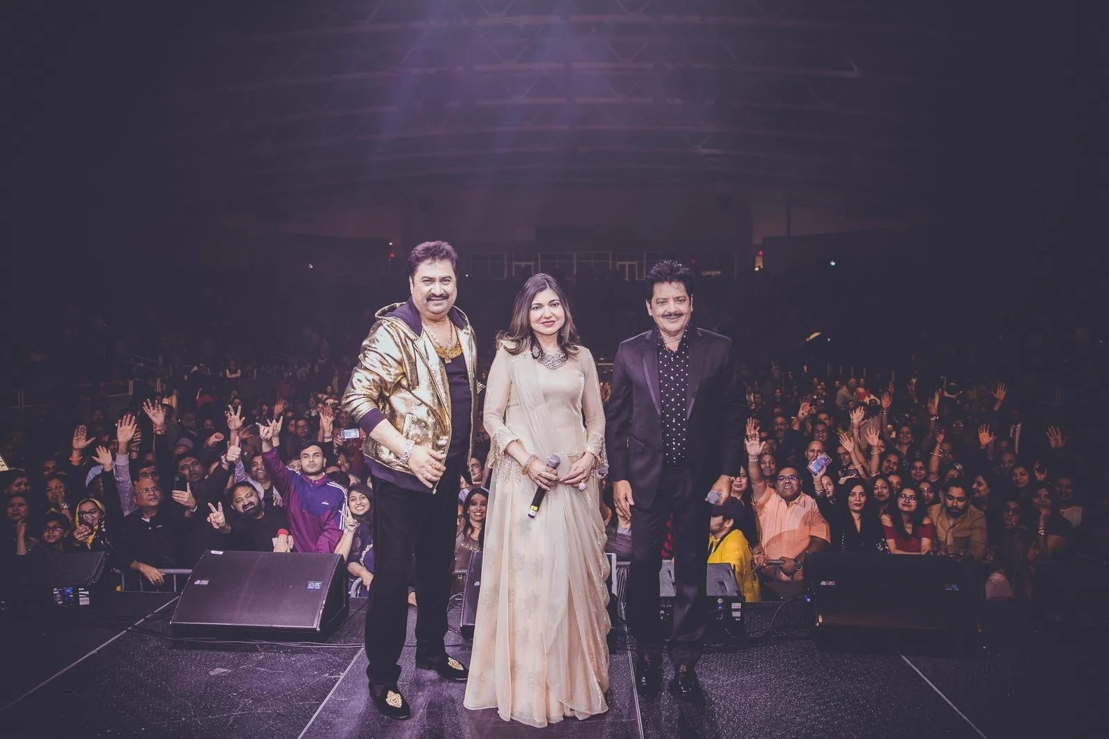 Moazzma Hunain Entertainment presents Throwback 90s concert in Dallas, TX USA with Kumar Sanu, Udit Narayan, and Alka Yagnik