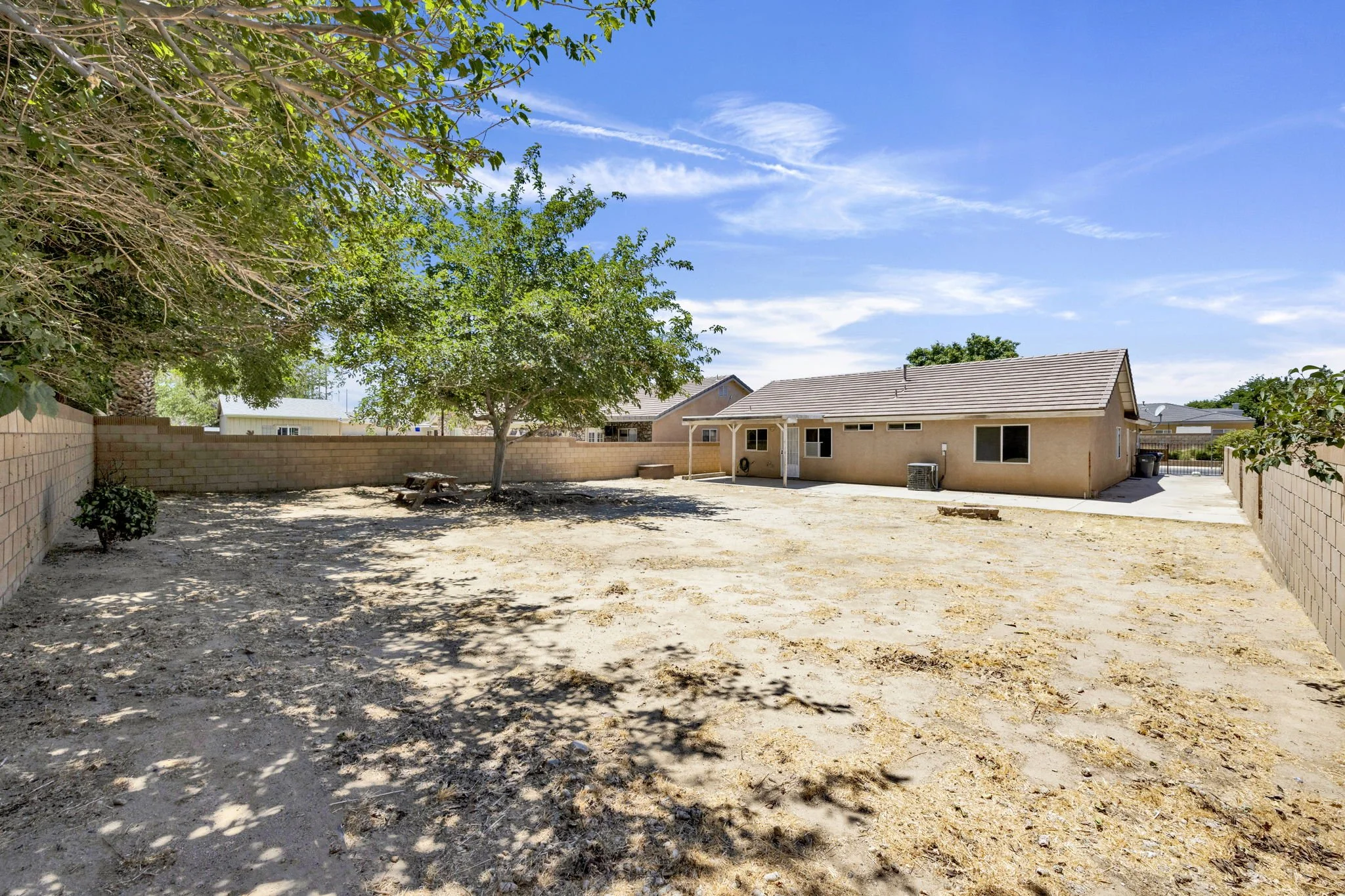 25-web-or-mls-20260611-01-436505thStELancasterCA-022.jpg