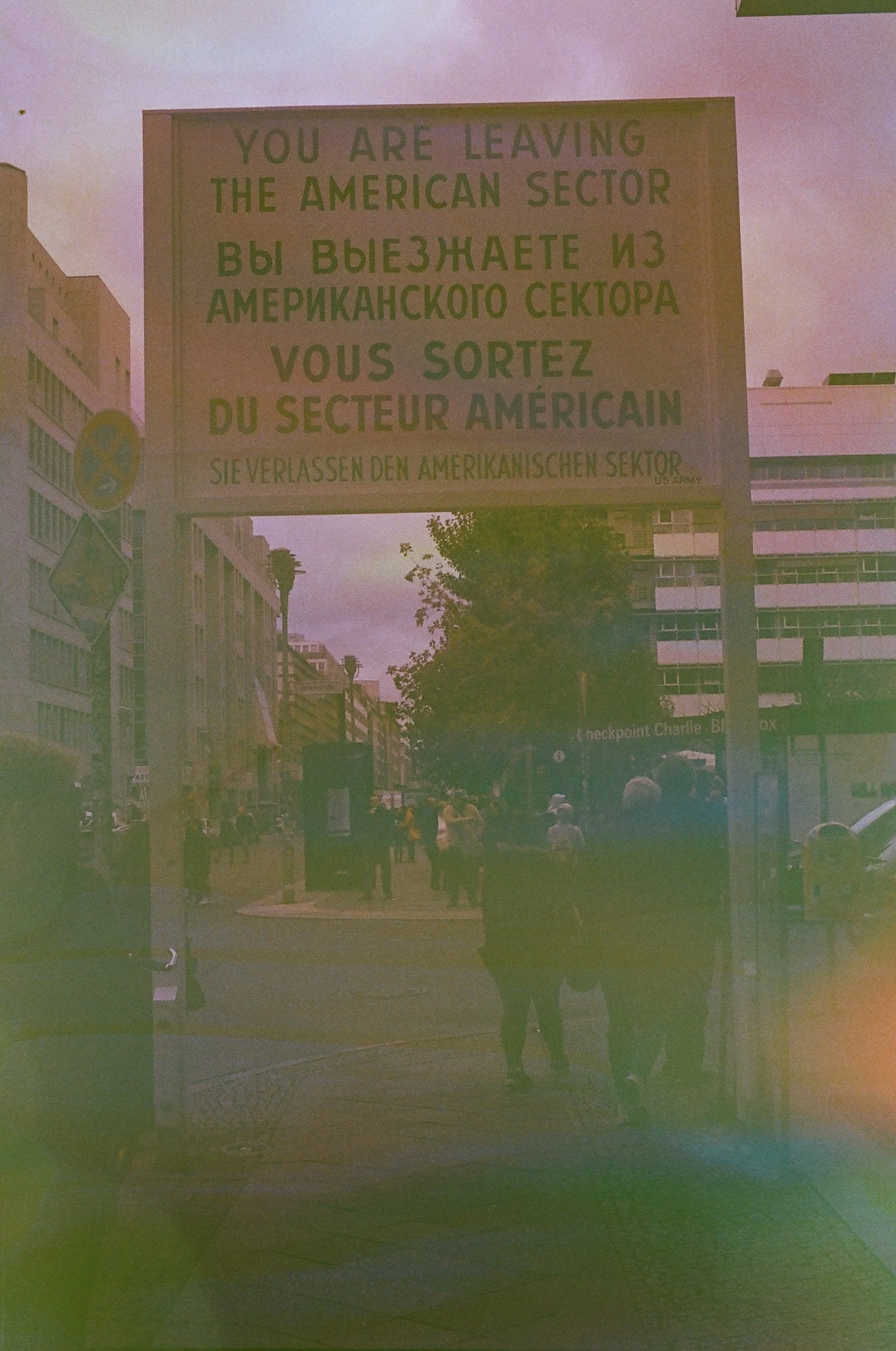 28440016.png