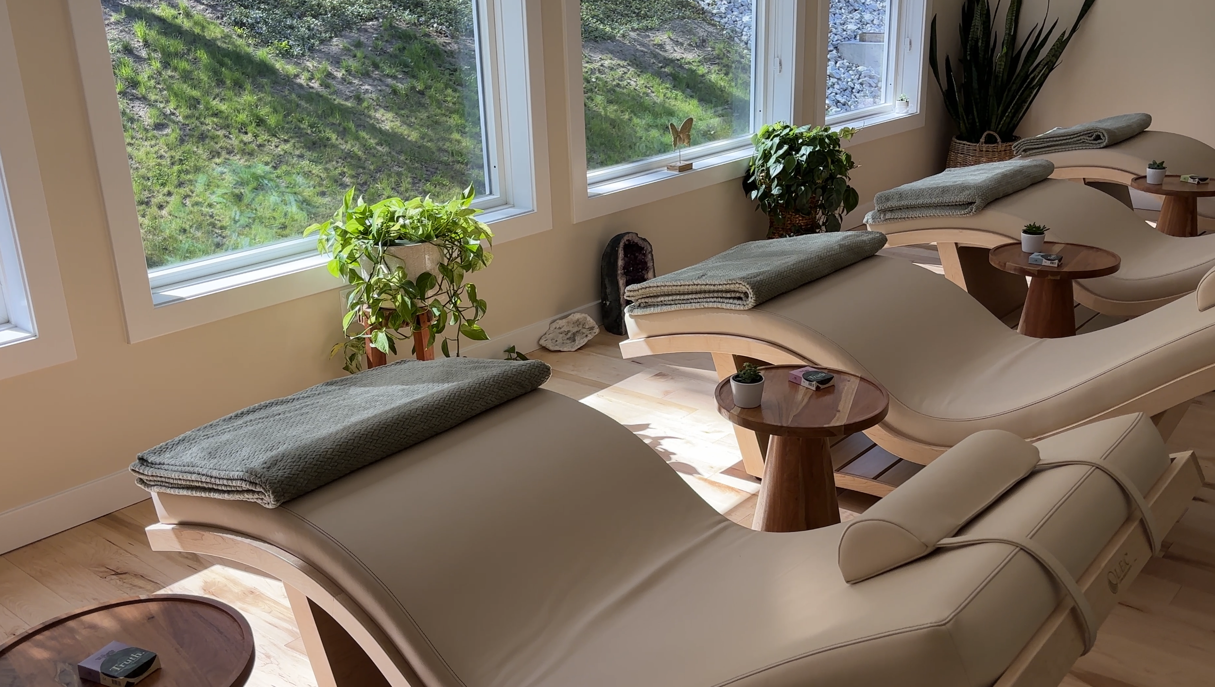truth-spa-serenity-suite-relaxing.png